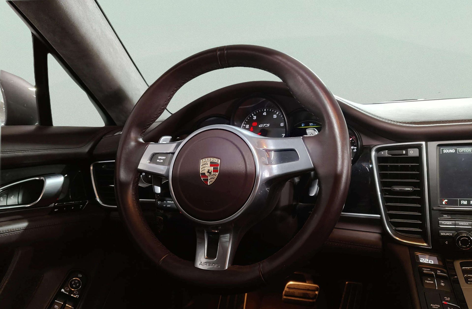 Porsche Panamera GTS - foto 34