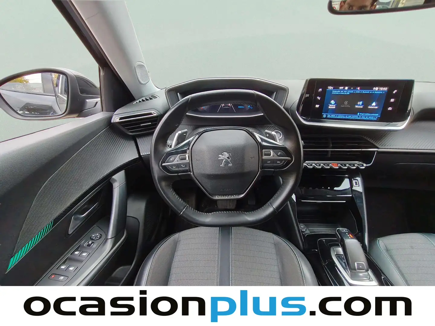 Foto Peugeot 2008 Peugeot 2008 PureTech 130 S&S Allure Pack EAT8 (130 CV)