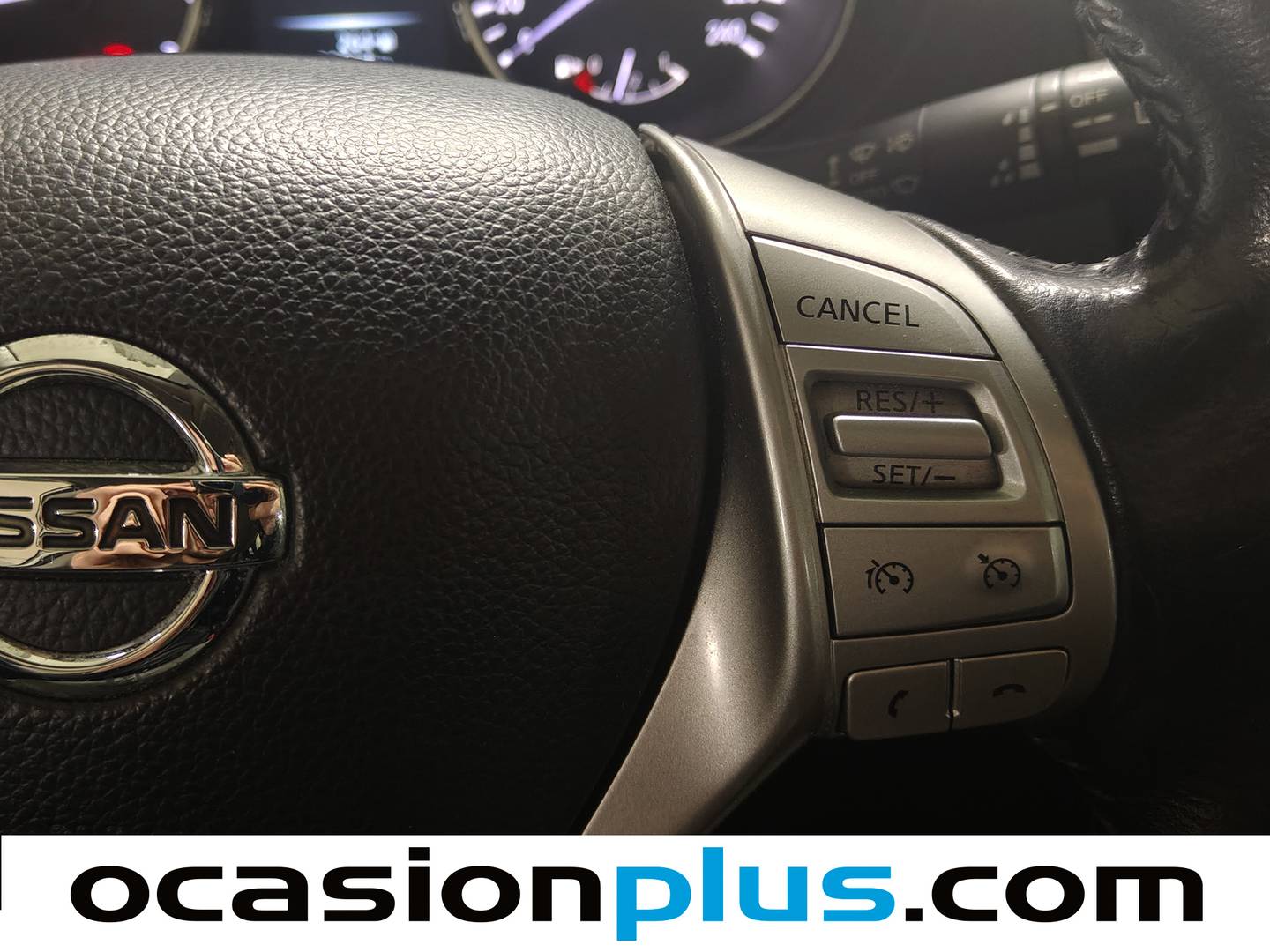 Equipamiento del Nissan QASHQAI Nissan Qashqai DIG-T 115 Acenta 4x2 (115 CV)