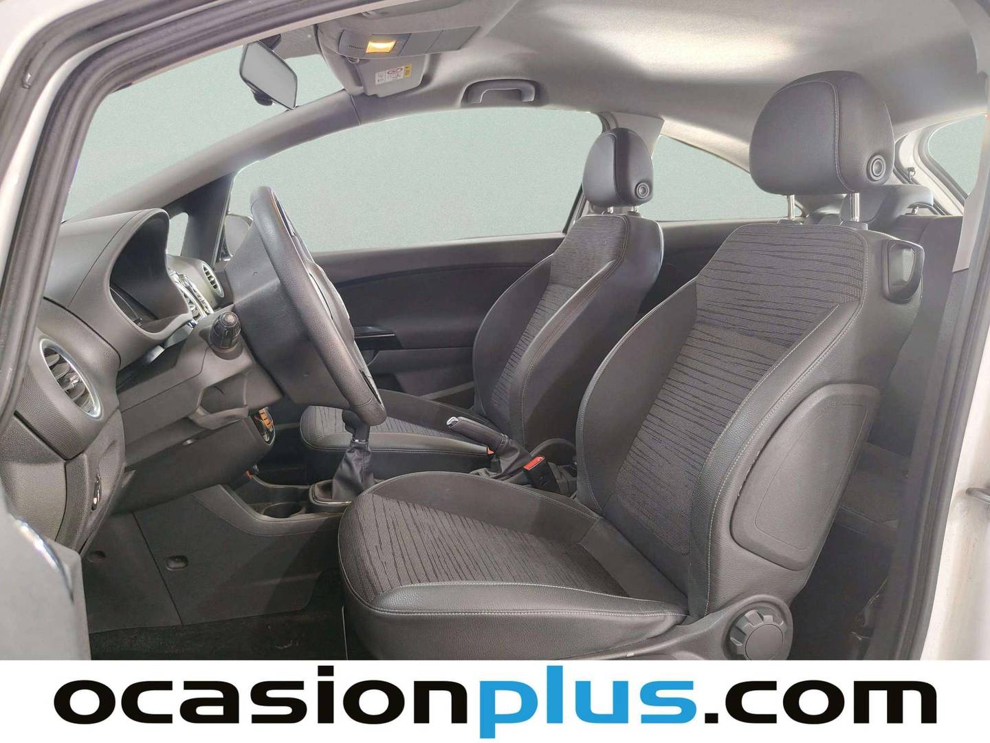 Foto asientos delanteros Opel Corsa Opel Corsa 1.4 S&S Selective (100 CV)