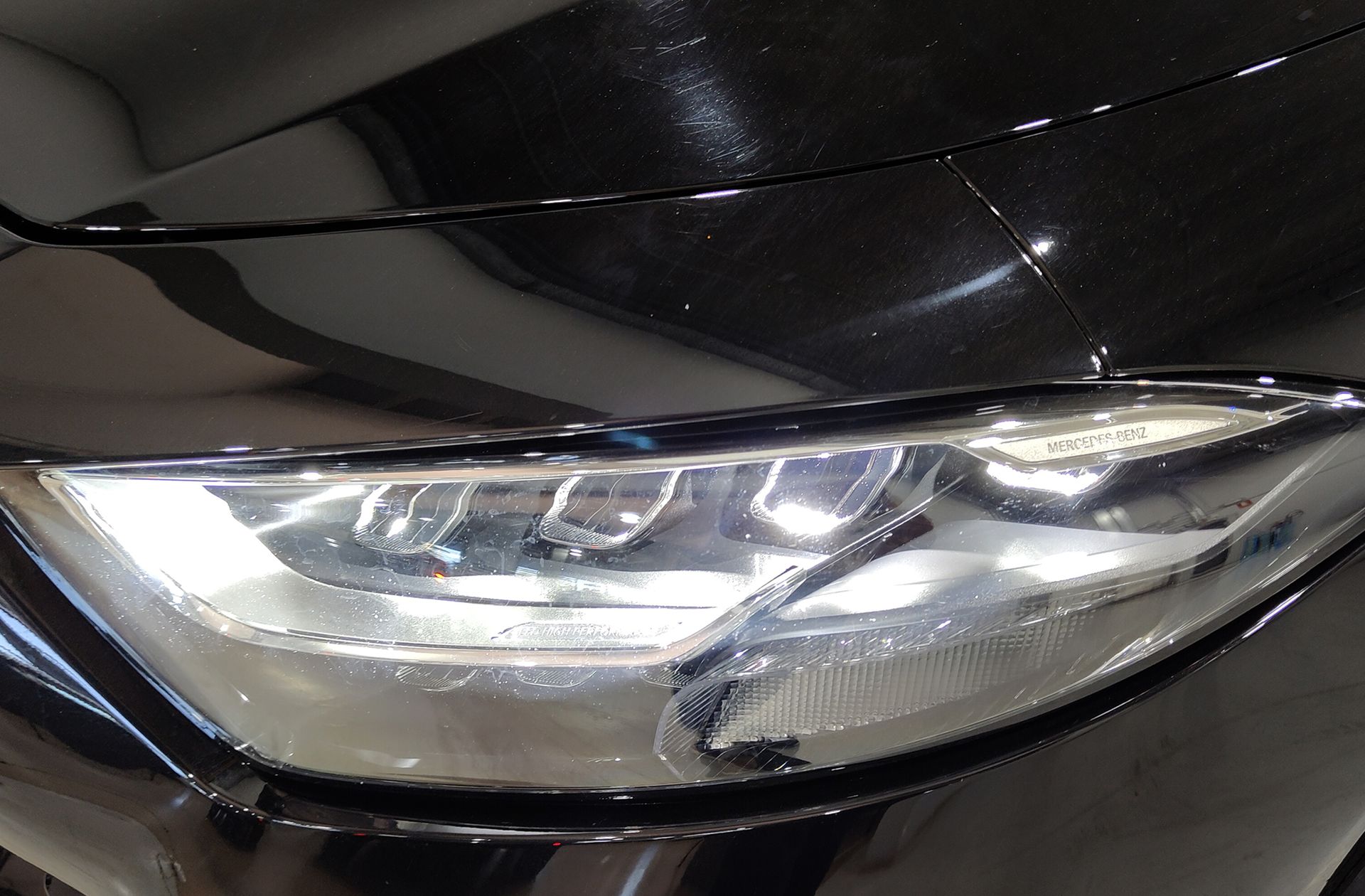 Mercedes-Benz CLS Mercedes Clase CLS CLS 300 d 4Matic Pack AMG - foto 22