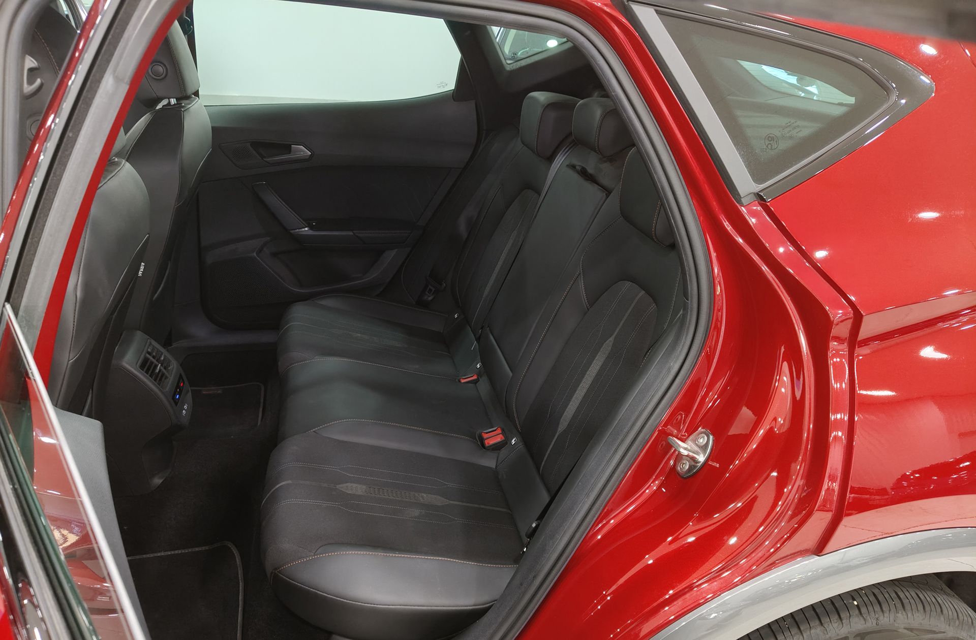 Cupra Formentor 1.5 TSI - foto 12