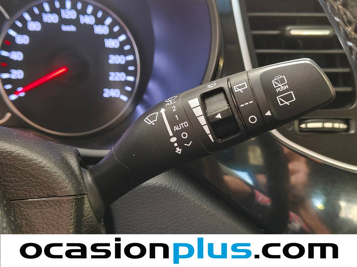 Acabados KIA Carens KIA Carens 1.6 GDi Drive (135 CV)