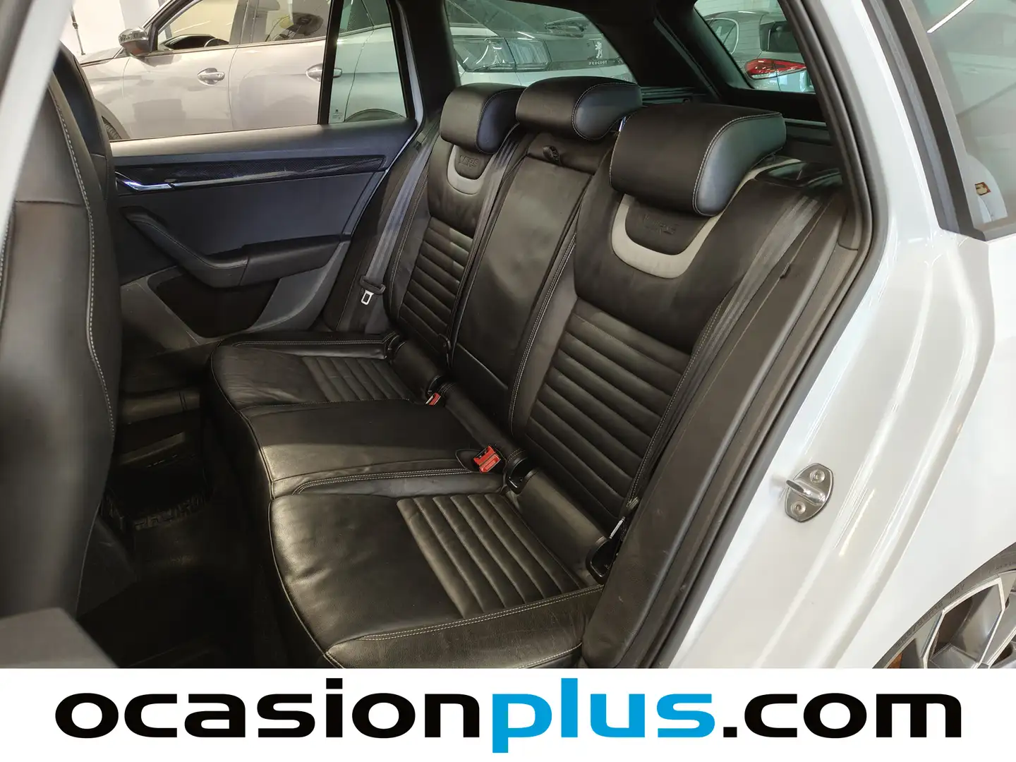 Foto Skoda Octavia Skoda Octavia Combi 2.0 TDI RS  (184 CV) DSG