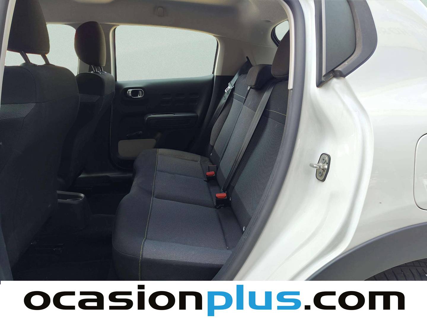 Foto asientos traseros Citroën C3 Citroën C3 BlueHDi 100 S&S Live Pack (100 CV)