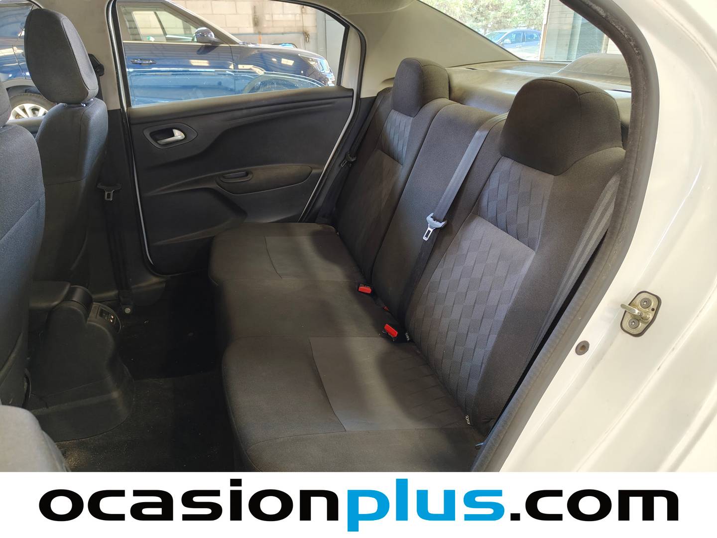 Foto asientos traseros Citroën C-Elysée Citroën C-Elysee BlueHDi 100 Exclusive (100 CV)