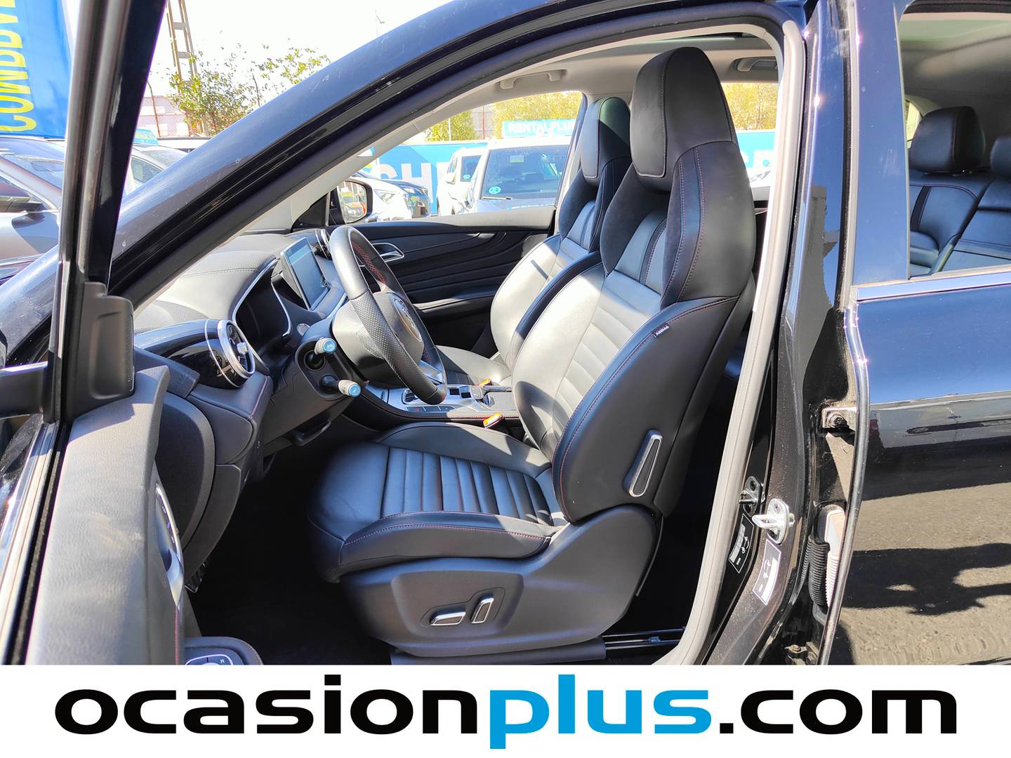 Foto MG HS MG eHS 1.5 T-GDI PHEV Luxury (258 CV)