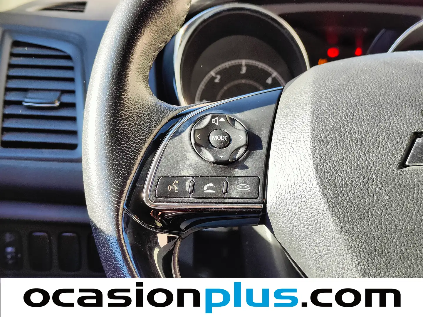 Foto Mitsubishi ASX Mitsubishi ASX 160 DI-D Motion (114 CV)