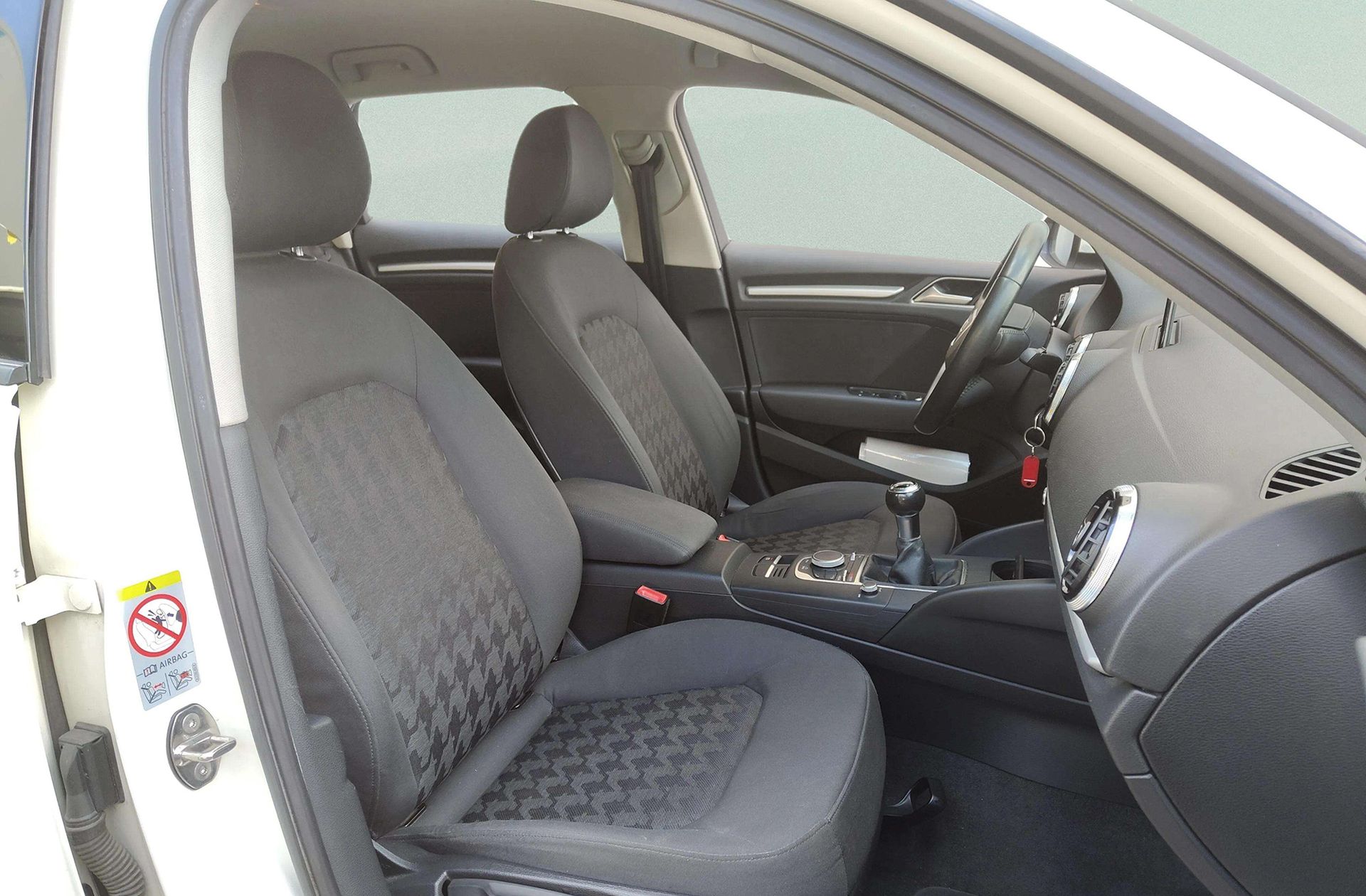 Audi A3 Sportback Attracted 1.6 TDI - foto 16