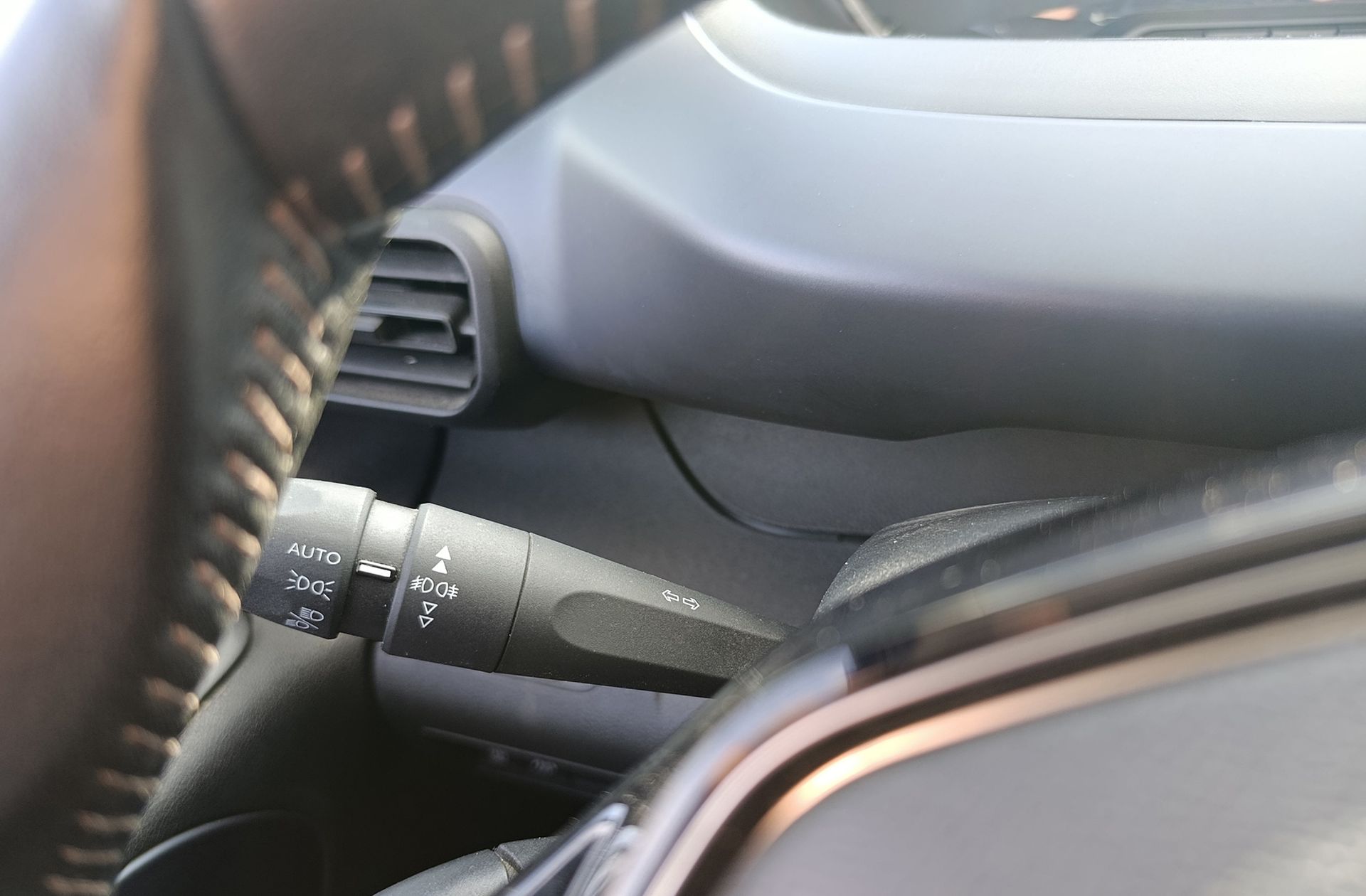 Peugeot Rifter BlueHDi 130 Allure Standard - foto 27