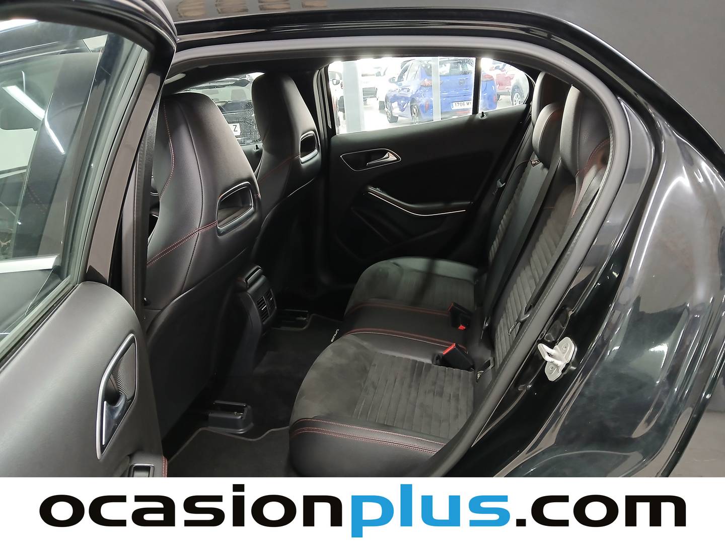 Foto Mercedes GLA Mercedes-Benz GLA 220 d 4Matic (177 CV) Pack AMG