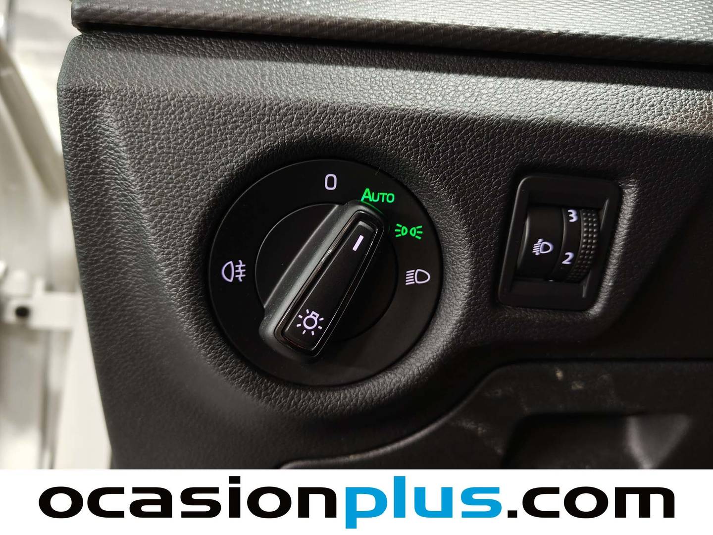 Paquetes del Skoda Kamiq Skoda Kamiq 1.0 TSI Ambition DSG (110 CV)