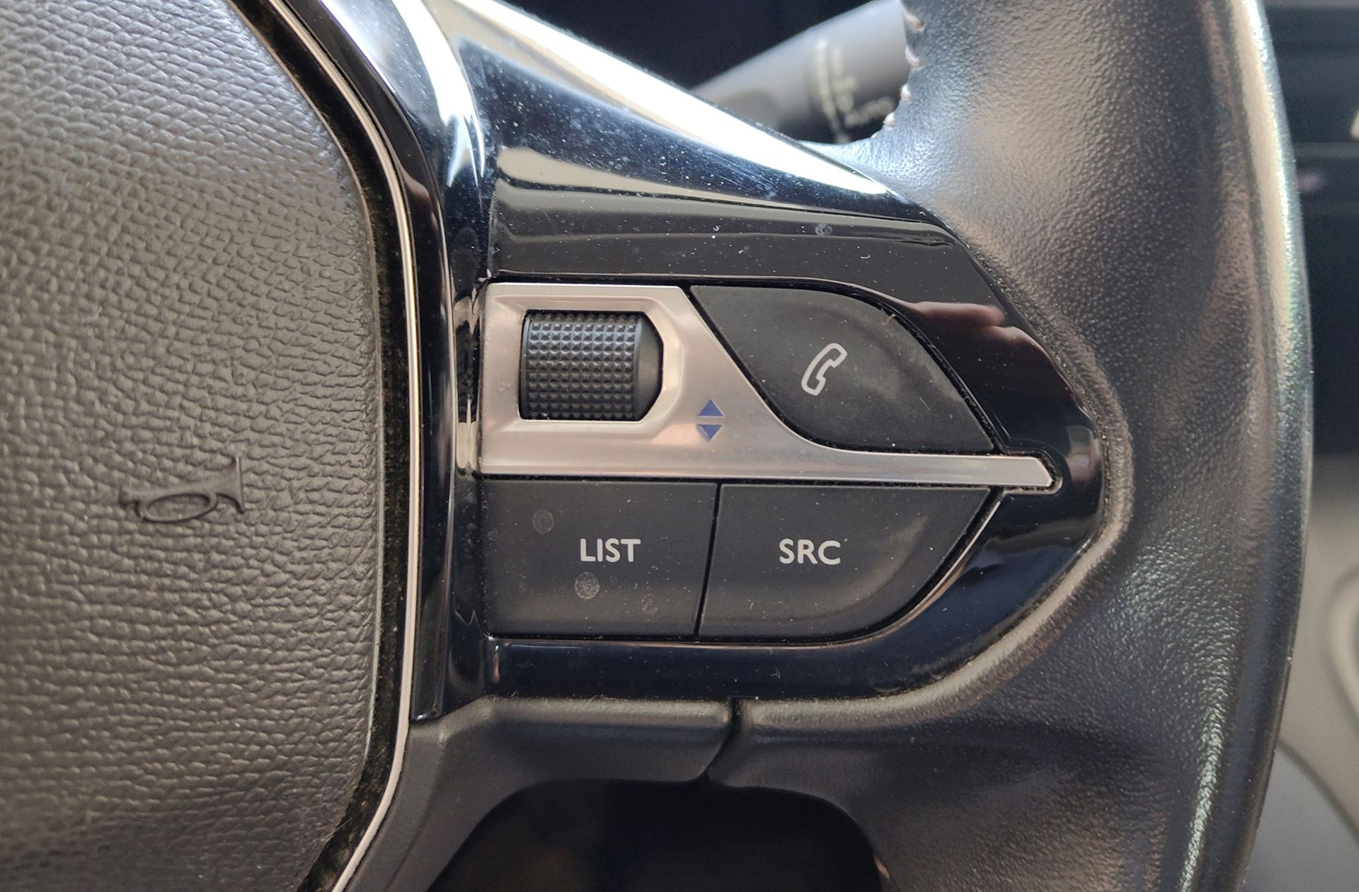 Peugeot Rifter PureTech 110 Allure Standard - foto 24