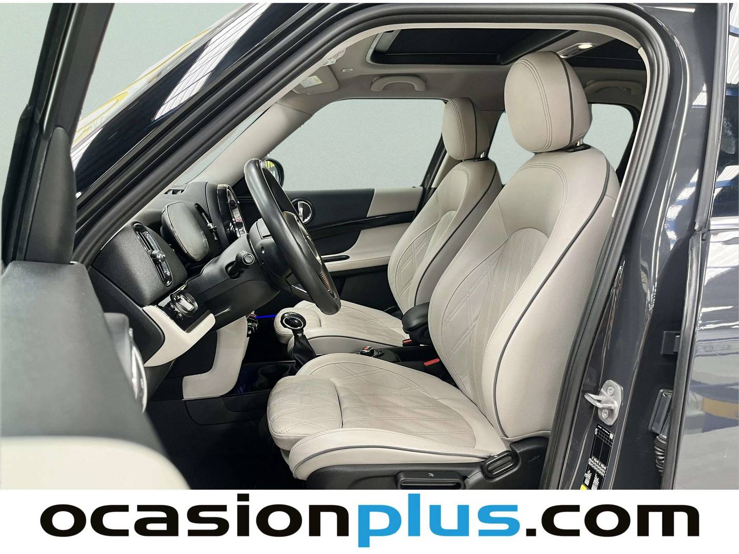 Foto asientos delanteros Mini Countryman Mini MINI Countryman Cooper S E ALL4 (220 CV)