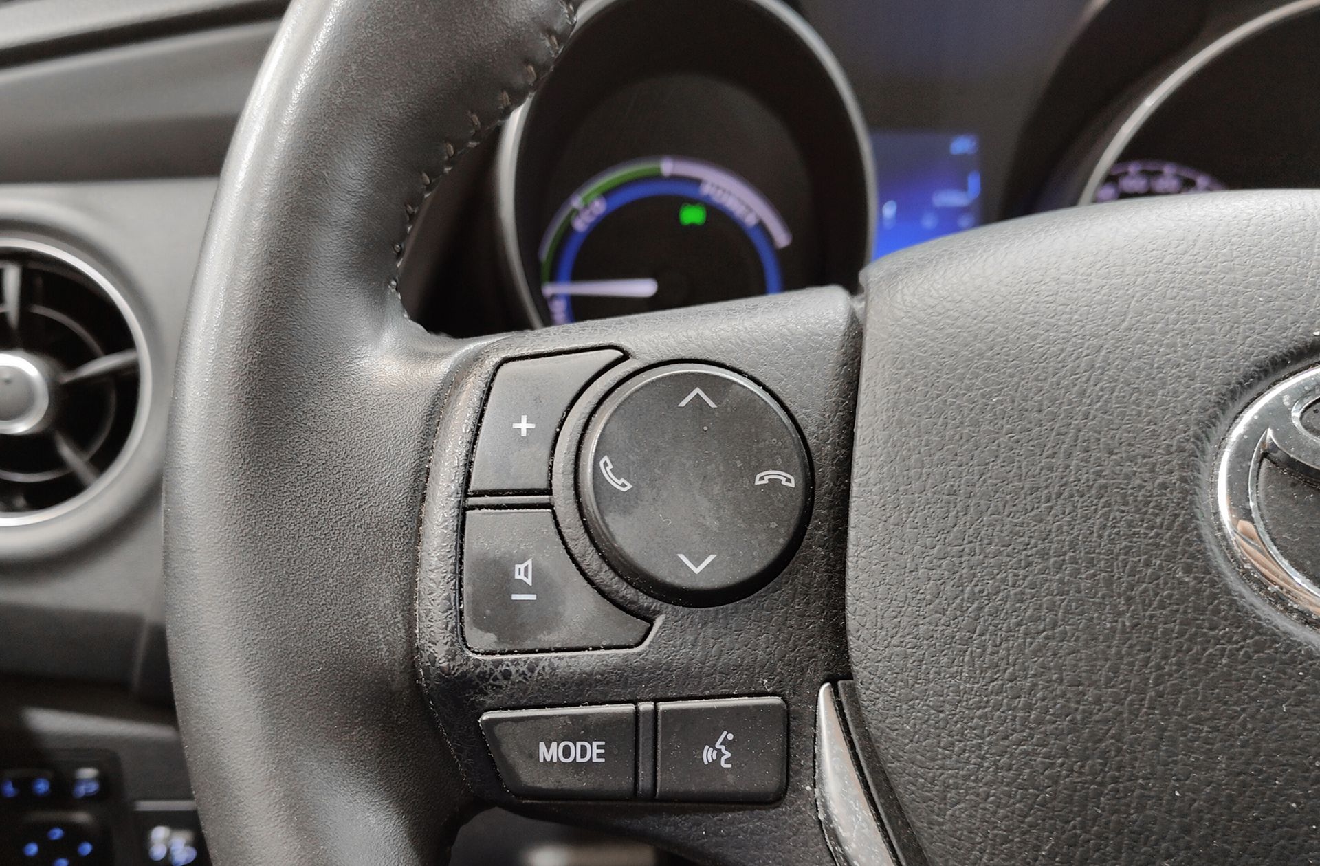 Toyota Auris 140H Hybrid Active - foto 27