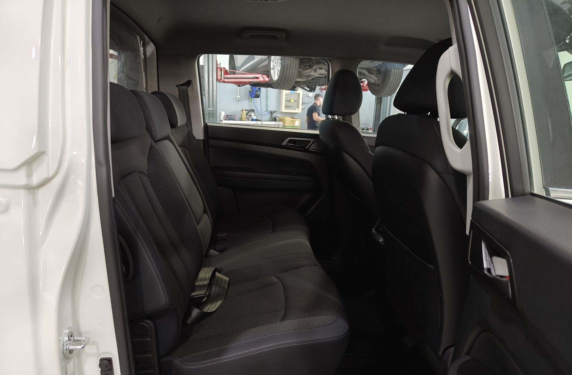 SsangYong Musso Sports D22DTR Pro 4x4 - foto 16