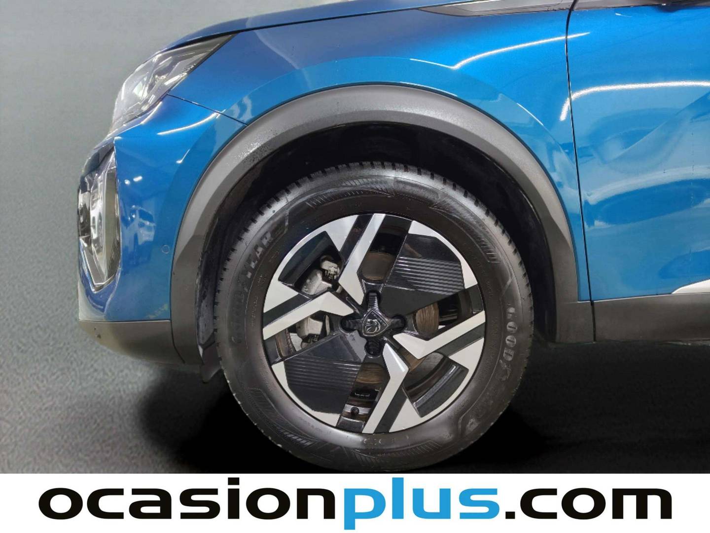 Foto Peugeot 2008 Peugeot 2008 Allure Hybrid eDCS6 (136 CV)