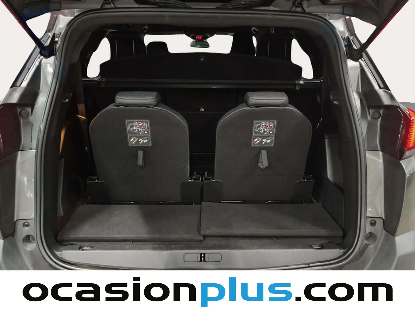 Foto Peugeot 5008 Peugeot 5008 PureTech 130 S&S Allure Pack EAT8 (130 CV)