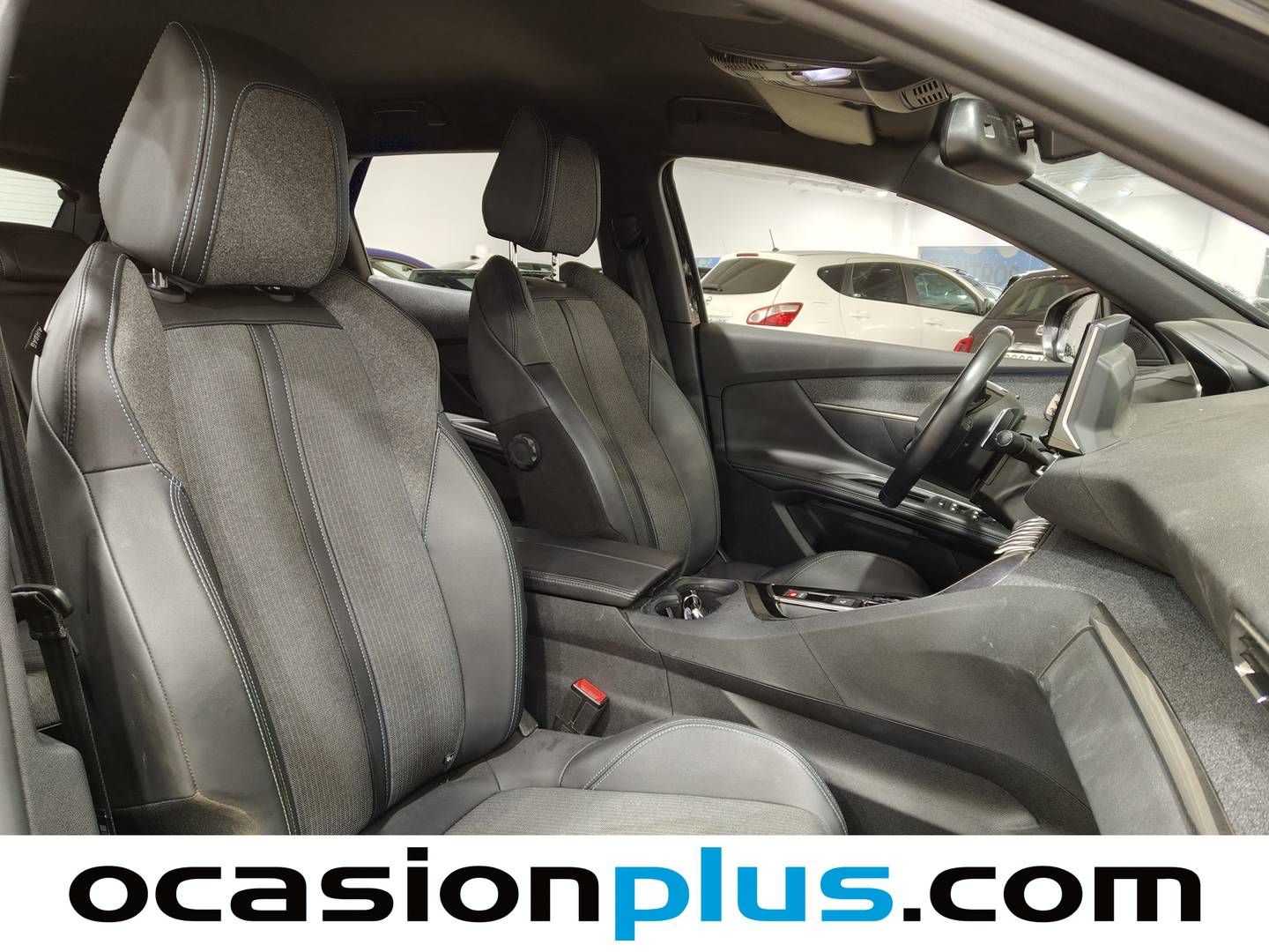 Foto Peugeot 3008 Hybrid Peugeot 3008 Hybrid 300 Allure Pack e-EAT8 (300 CV)