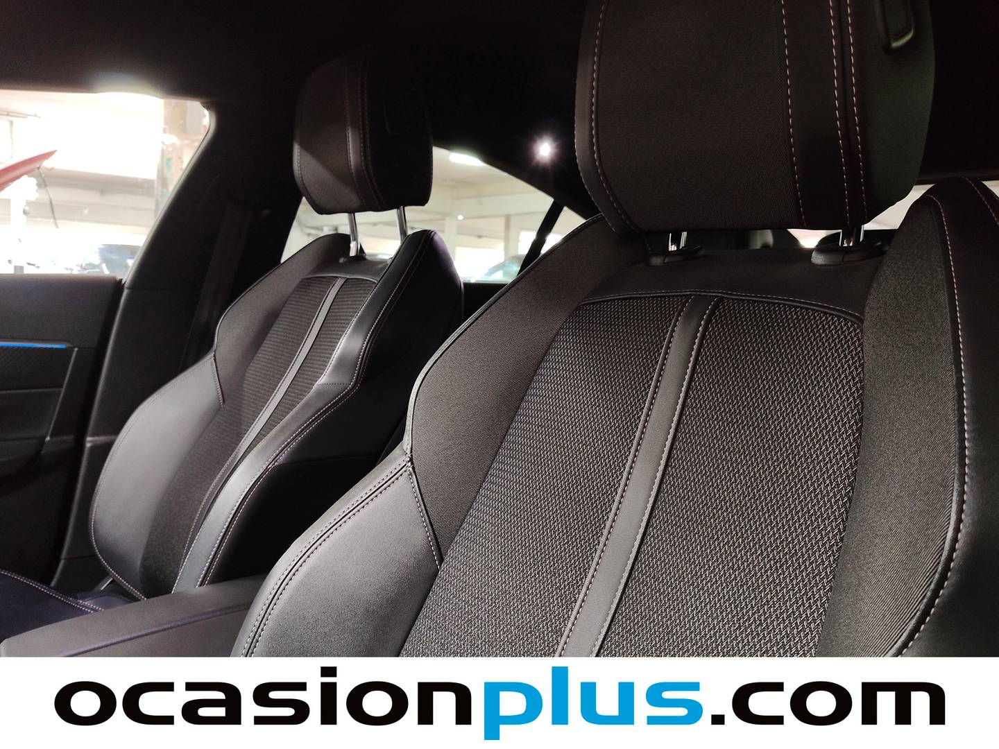 Foto asientos traseros Peugeot 508 Hybrid Peugeot 508 Allure Hybrid e-EAT8 (180 CV)