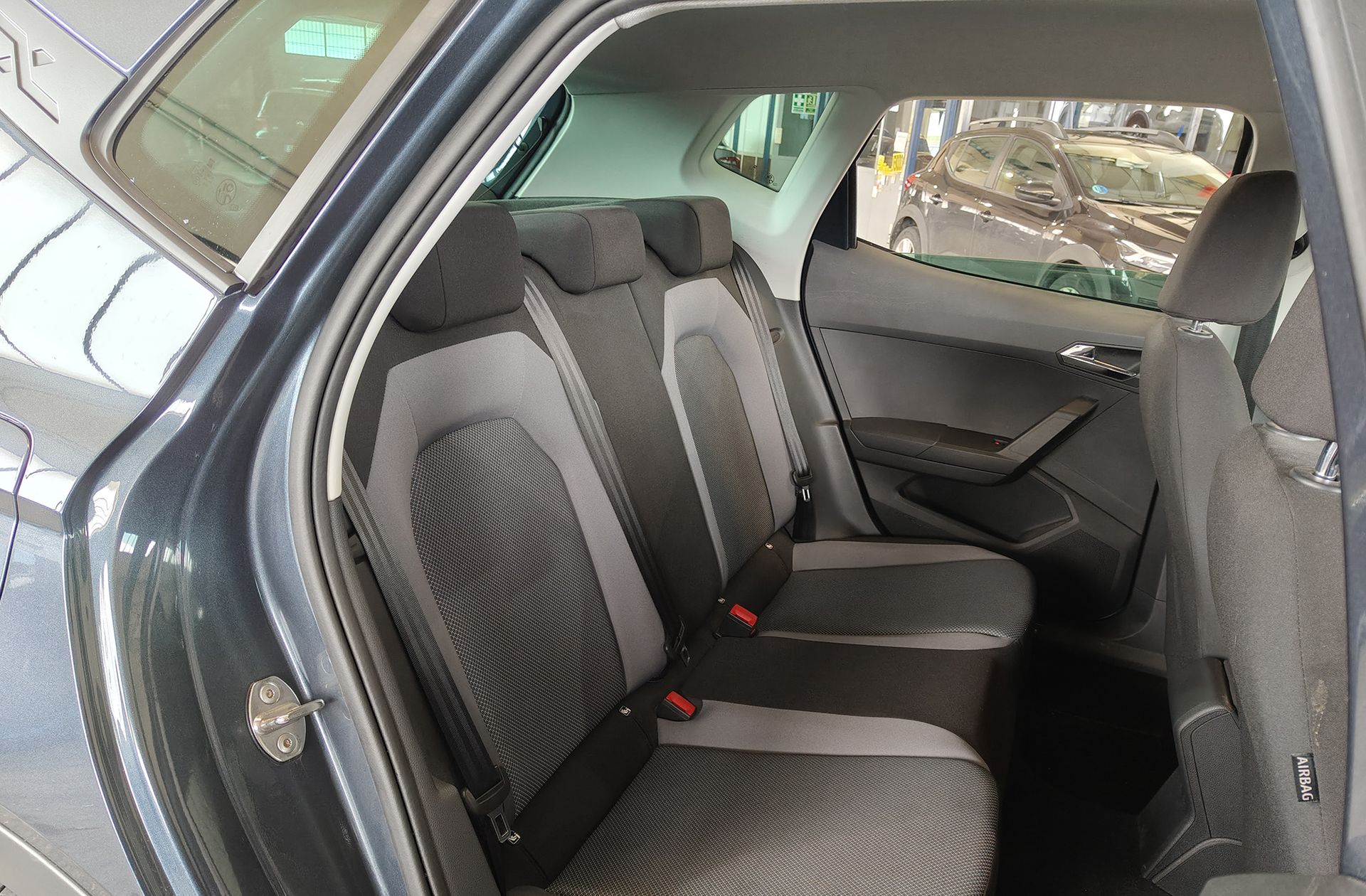 SEAT Arona 1.6 TDI Ecomotive Style - foto 14