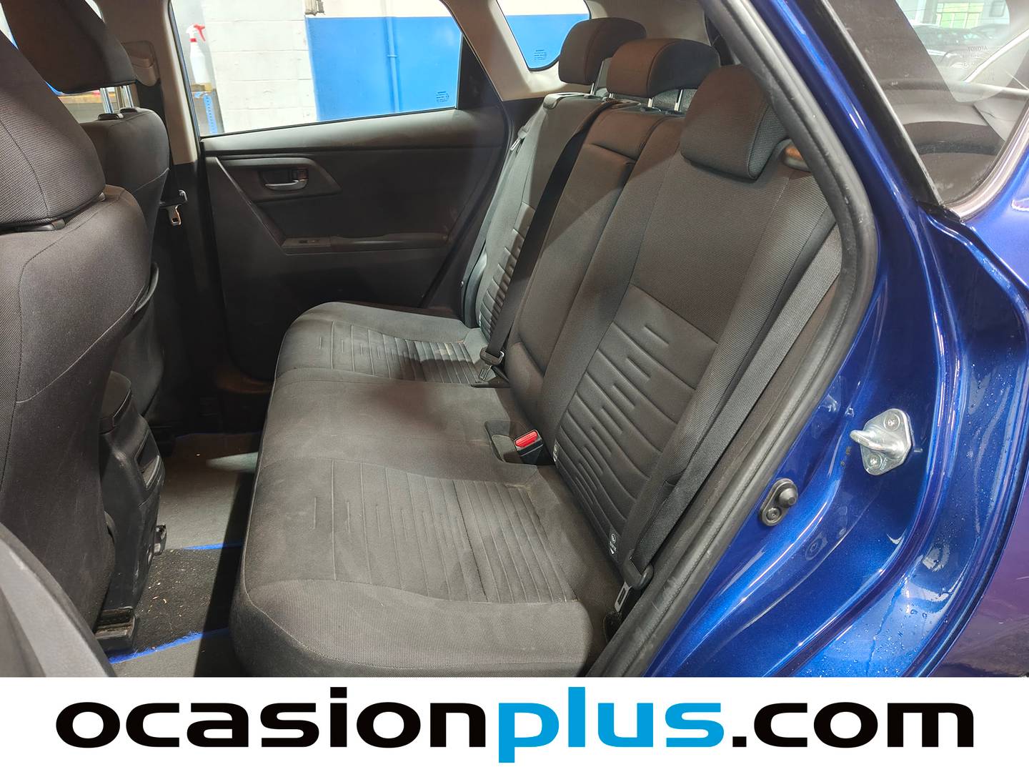 Foto asientos traseros Toyota Auris Toyota Auris 140H Hybrid Active (136 CV)