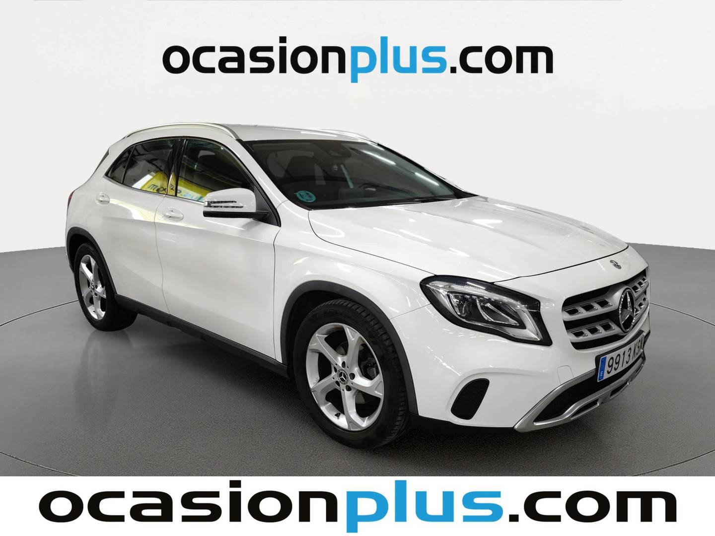 Foto delantera Mercedes GLA Mercedes GLA GLA 200 d (136 CV) derecha
