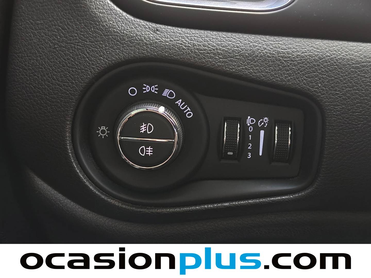 Extras y acabados del Jeep Renegade Jeep Renegade eHybrid 1.5 Limited ATX (130 CV)