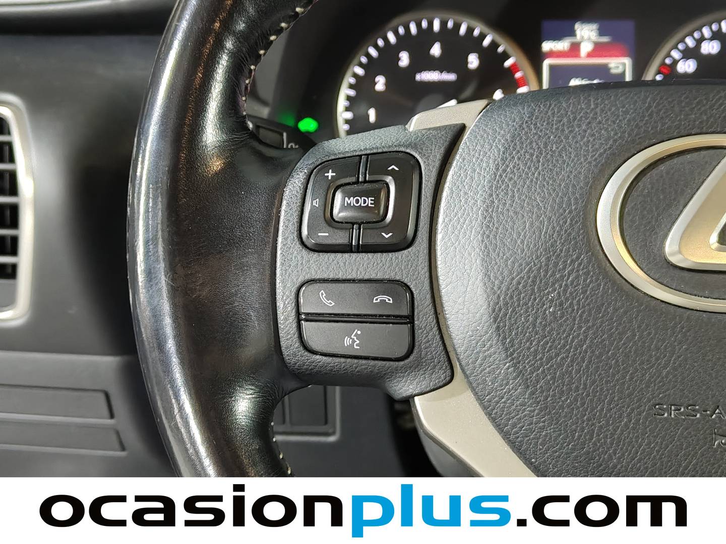 Foto Lexus NX Lexus NX 300h Corporate 2WD + Navibox (197 CV)