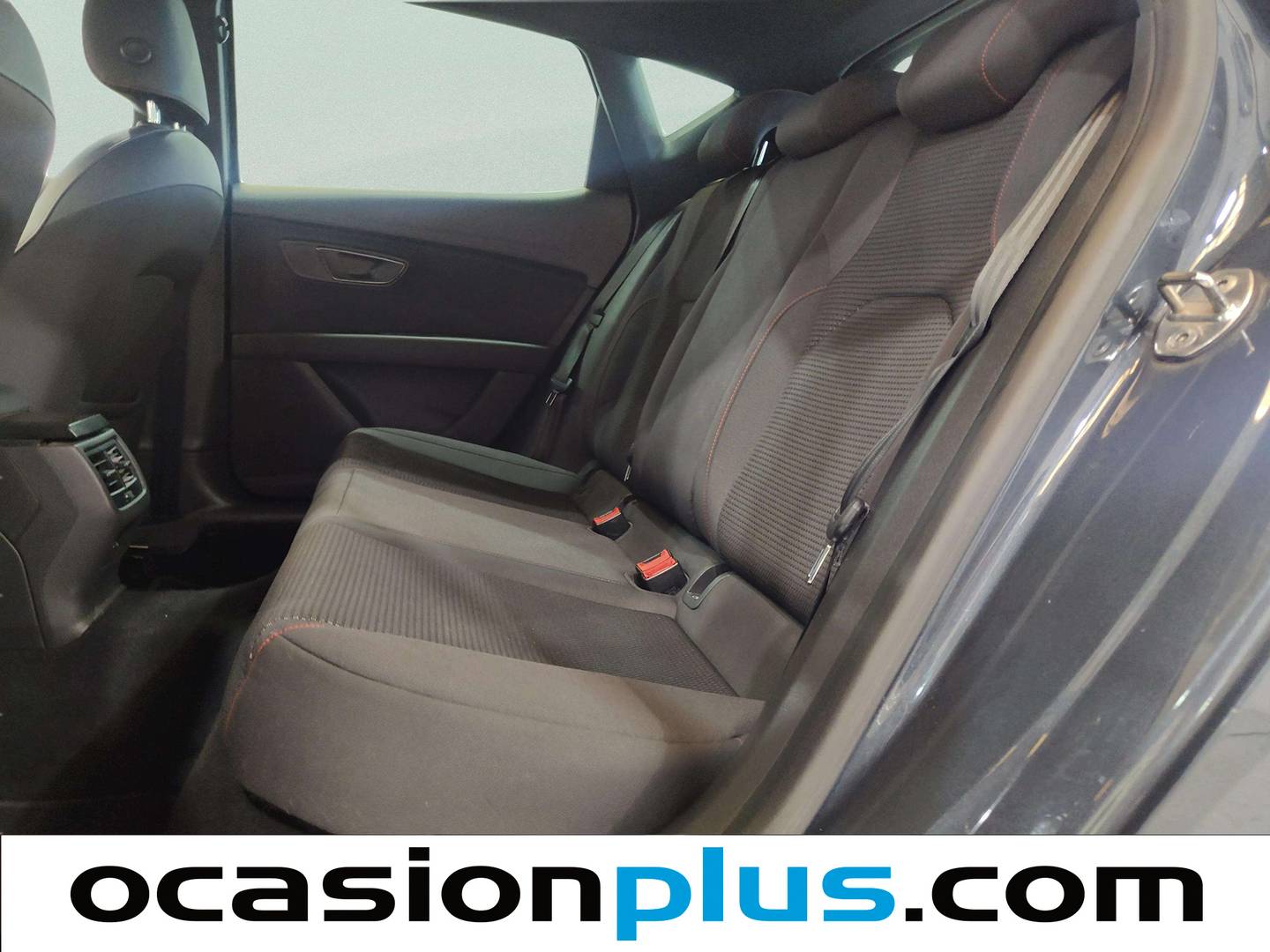 Foto asientos traseros Seat León Seat León 1.5 TSI S&S FR Edition Plus  (150 CV)
