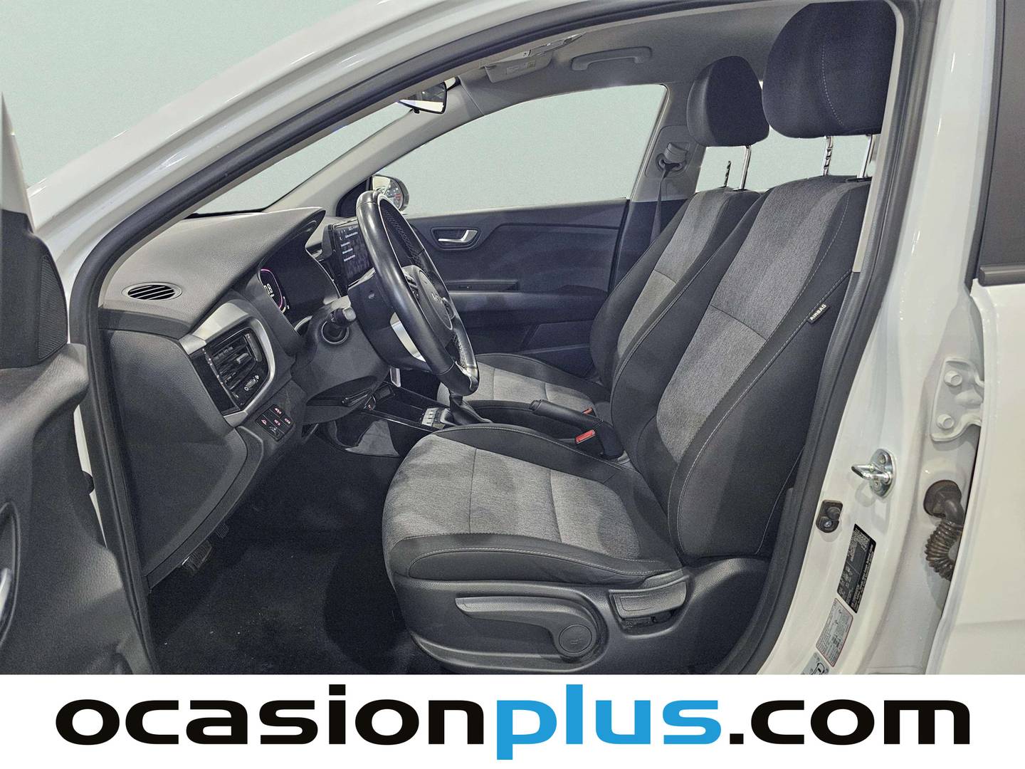 Foto asientos delanteros KIA Stonic KIA Stonic 1.0 T-GDi Drive DCT (100 CV)