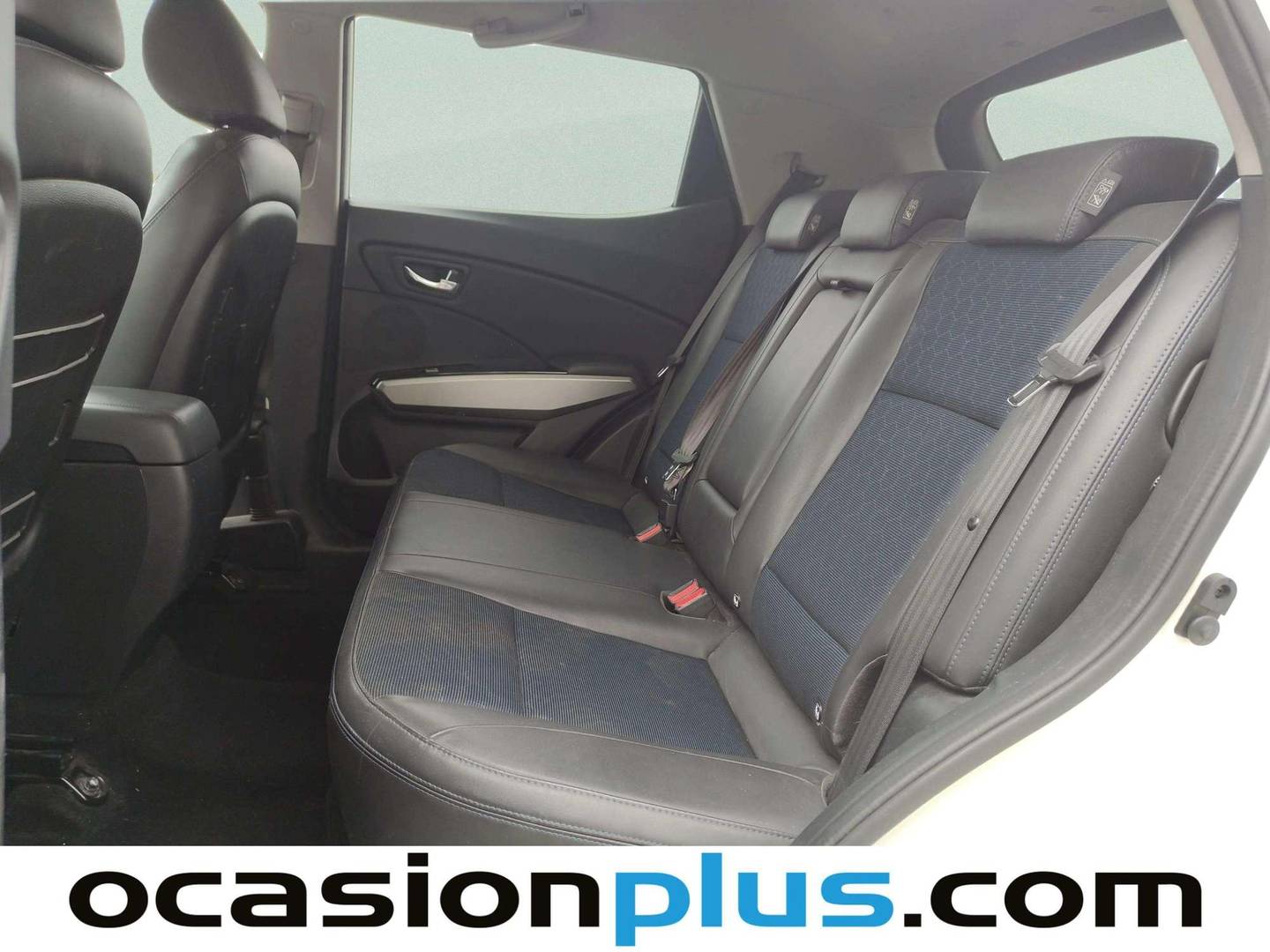 Foto asientos traseros SsangYong Tivoli SsangYong Tivoli G16 Limited 4x2 (128 CV)