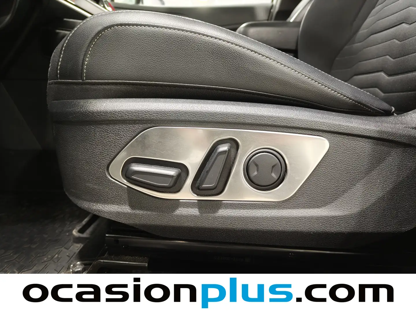 Foto KIA Sportage Kia Sportage 1.6 T-GDi HEV GT Line 4x2 Auto (230 CV)