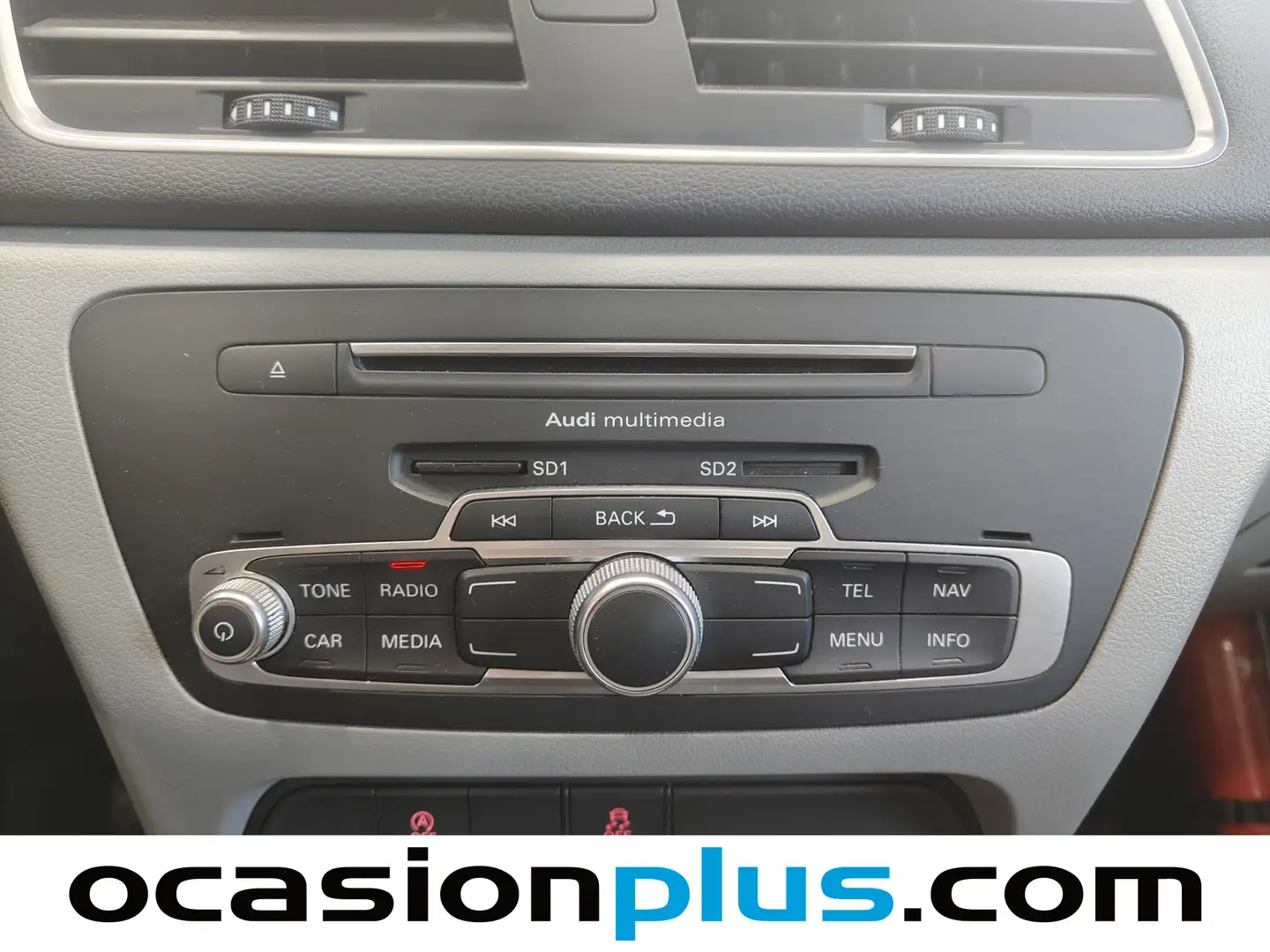 Foto Audi Q3 Audi Q3 Attraction 2.0 TDI (150 CV)