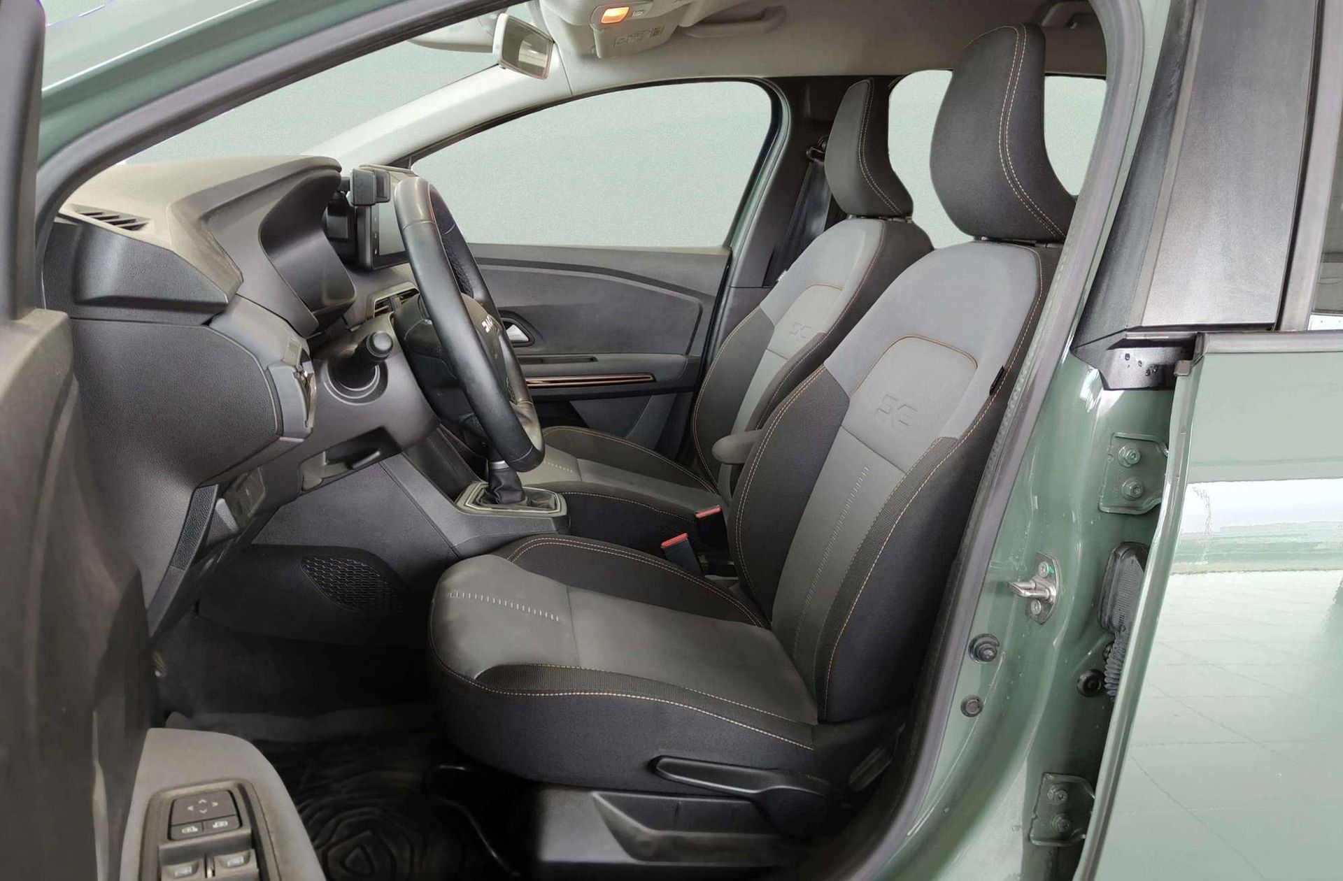 Dacia Jogger Extreme Hybrid 7 plazas - foto 12