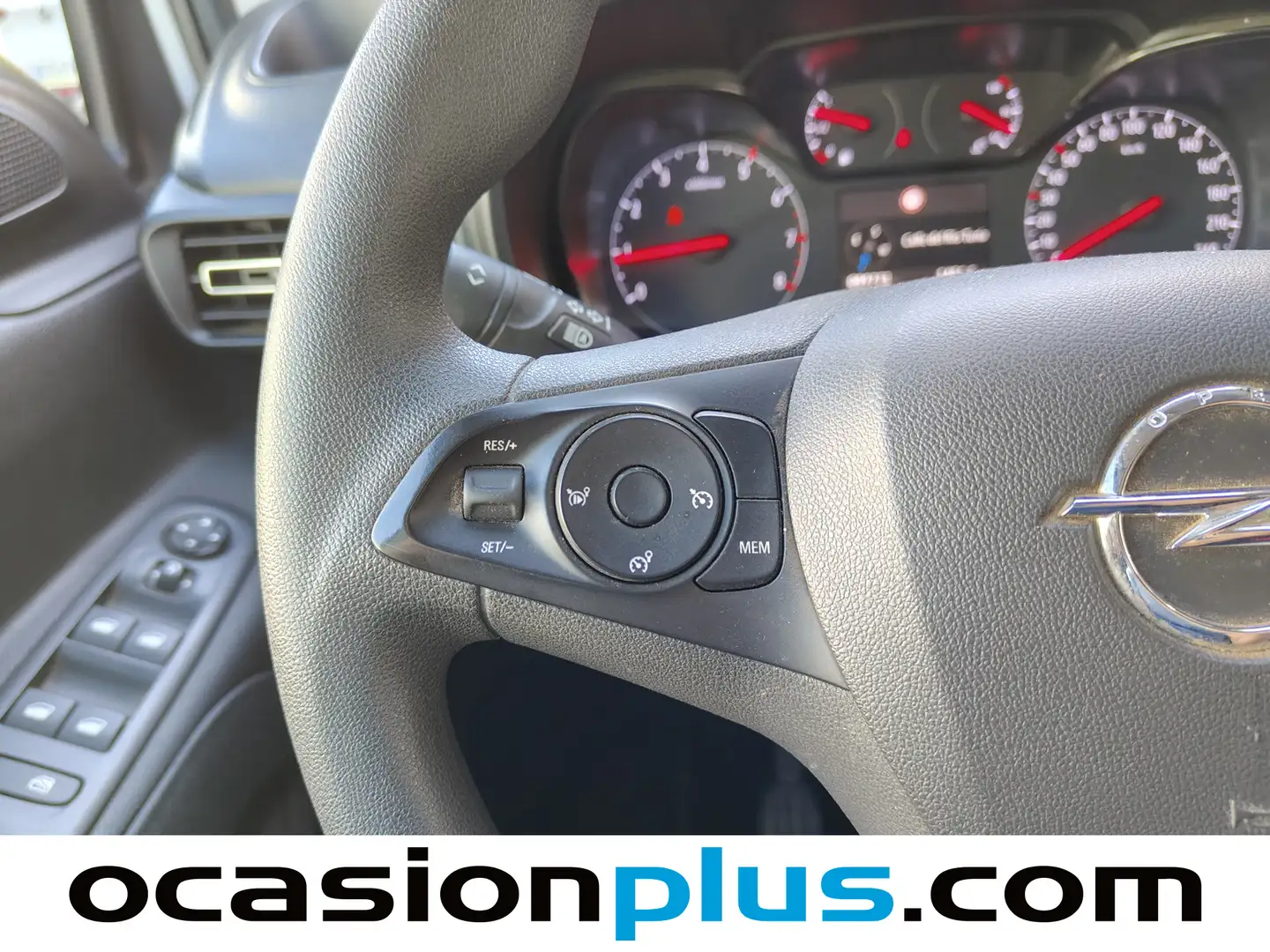 Foto Opel Combo Life Opel Combo Life 1.5 TD Business Edition Plus L1 (102 CV)