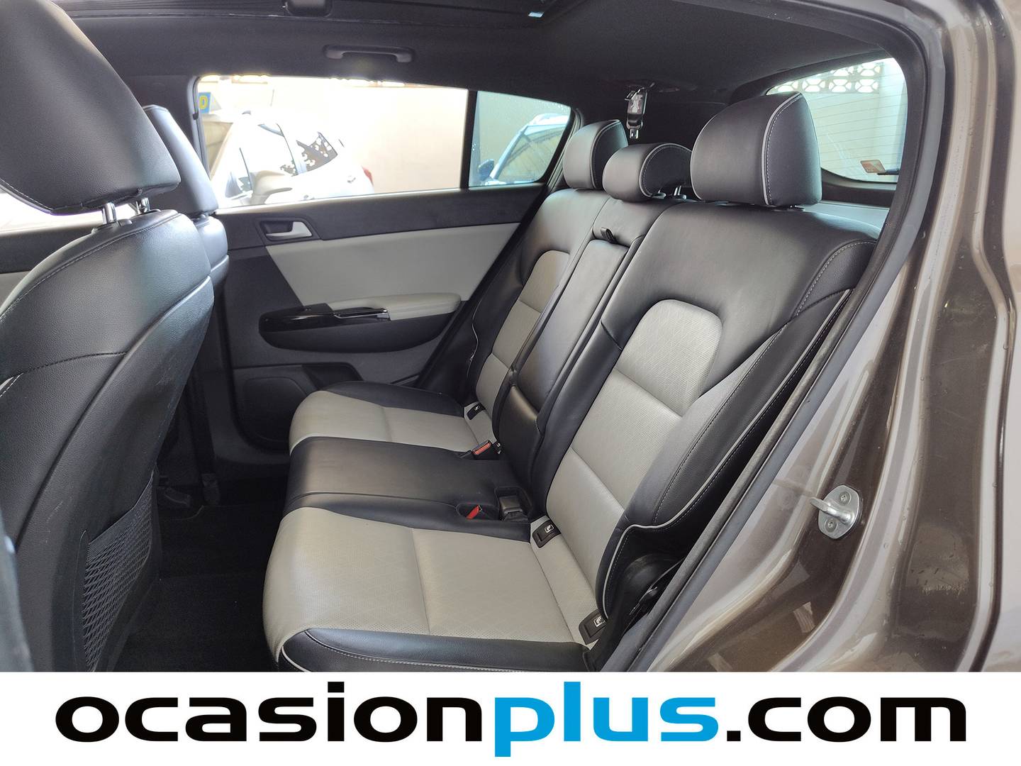 Foto asientos traseros KIA Sportage KIA Sportage 2.0 CRDi VGT GT Line 4x4 Auto (185 CV)
