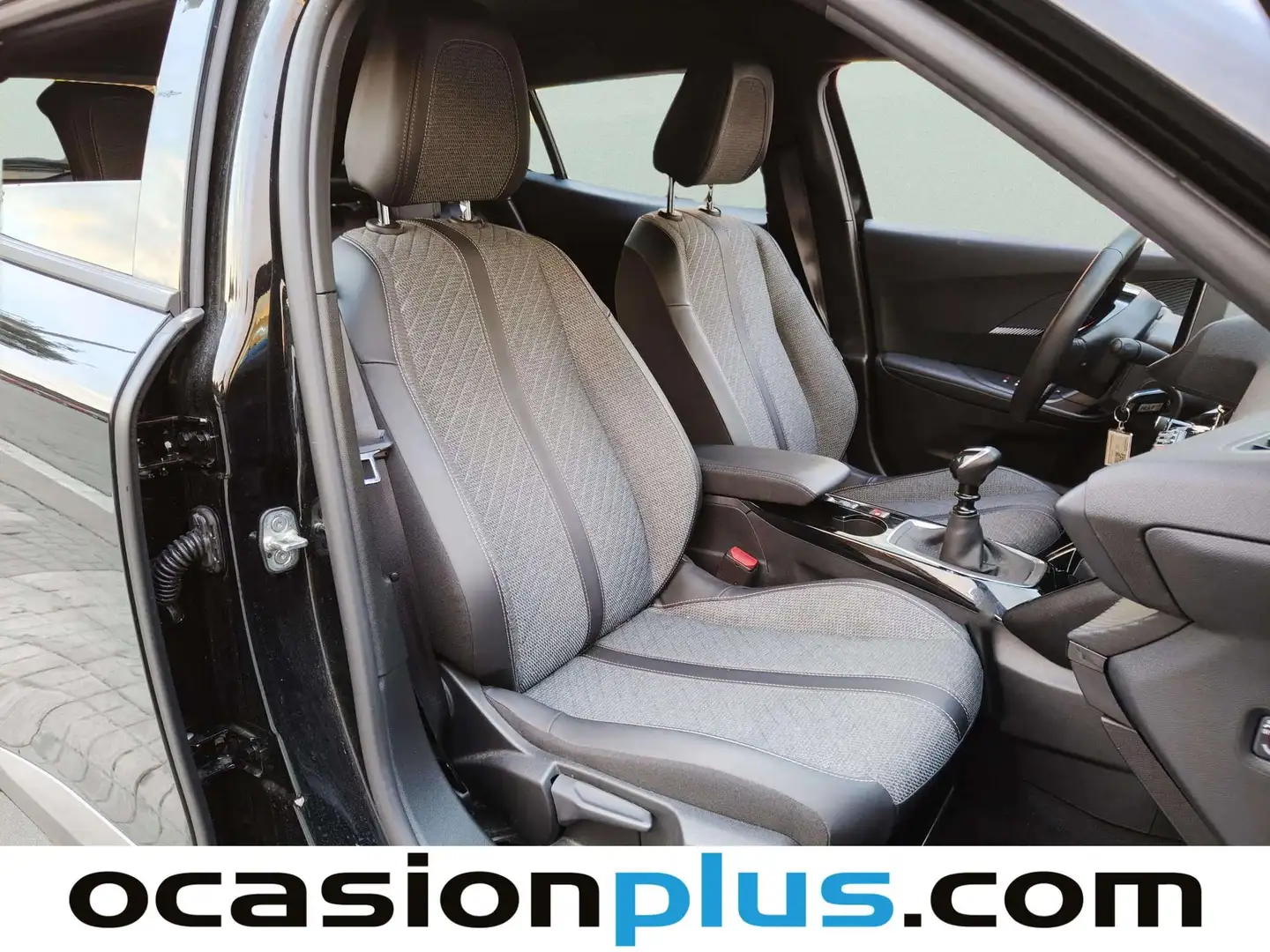 Foto Peugeot 2008 Peugeot 2008 PureTech 100 S&S Allure (100 CV)