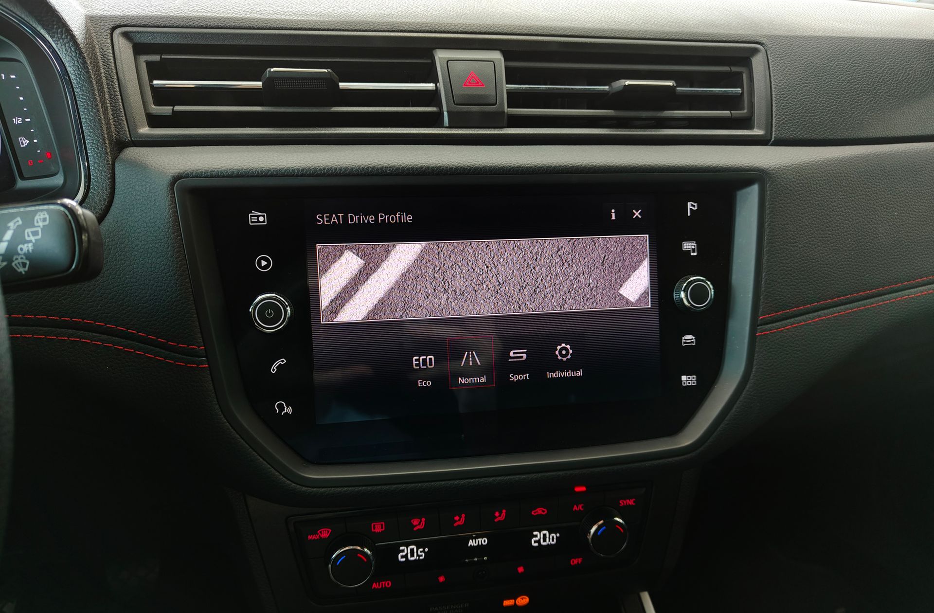 SEAT Arona 1.0 TSI Ecomotive FR Edition - foto 13