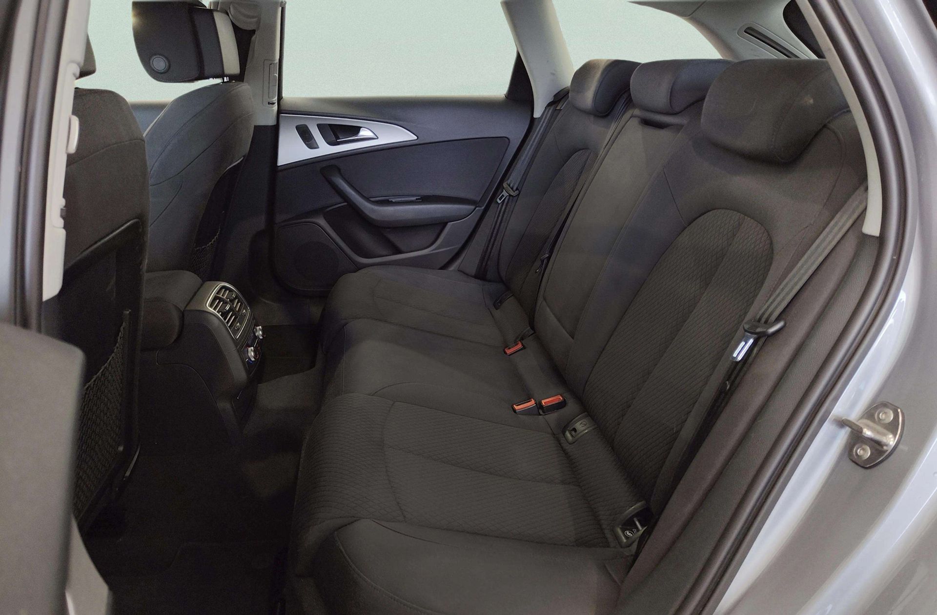 Audi A6 Avant S line 2.0 TDI ultra S tronic - foto 12