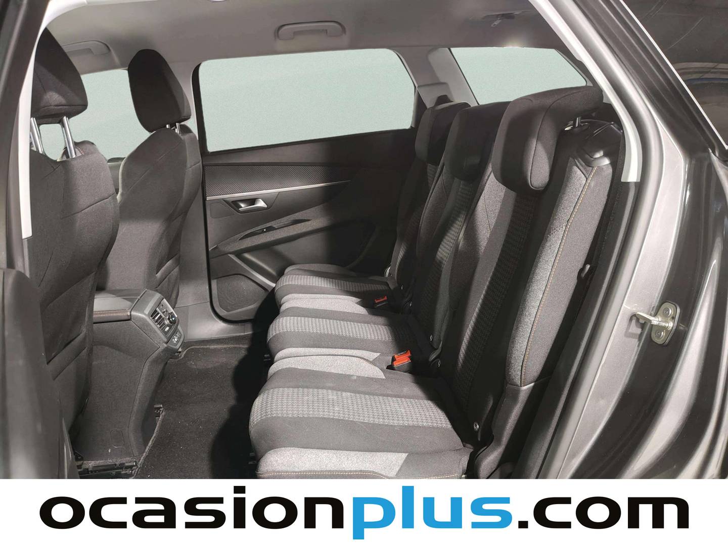Foto asientos traseros Peugeot 5008 Peugeot 5008 1.6L BlueHDi S&S Active (120 CV) 7 Plazas