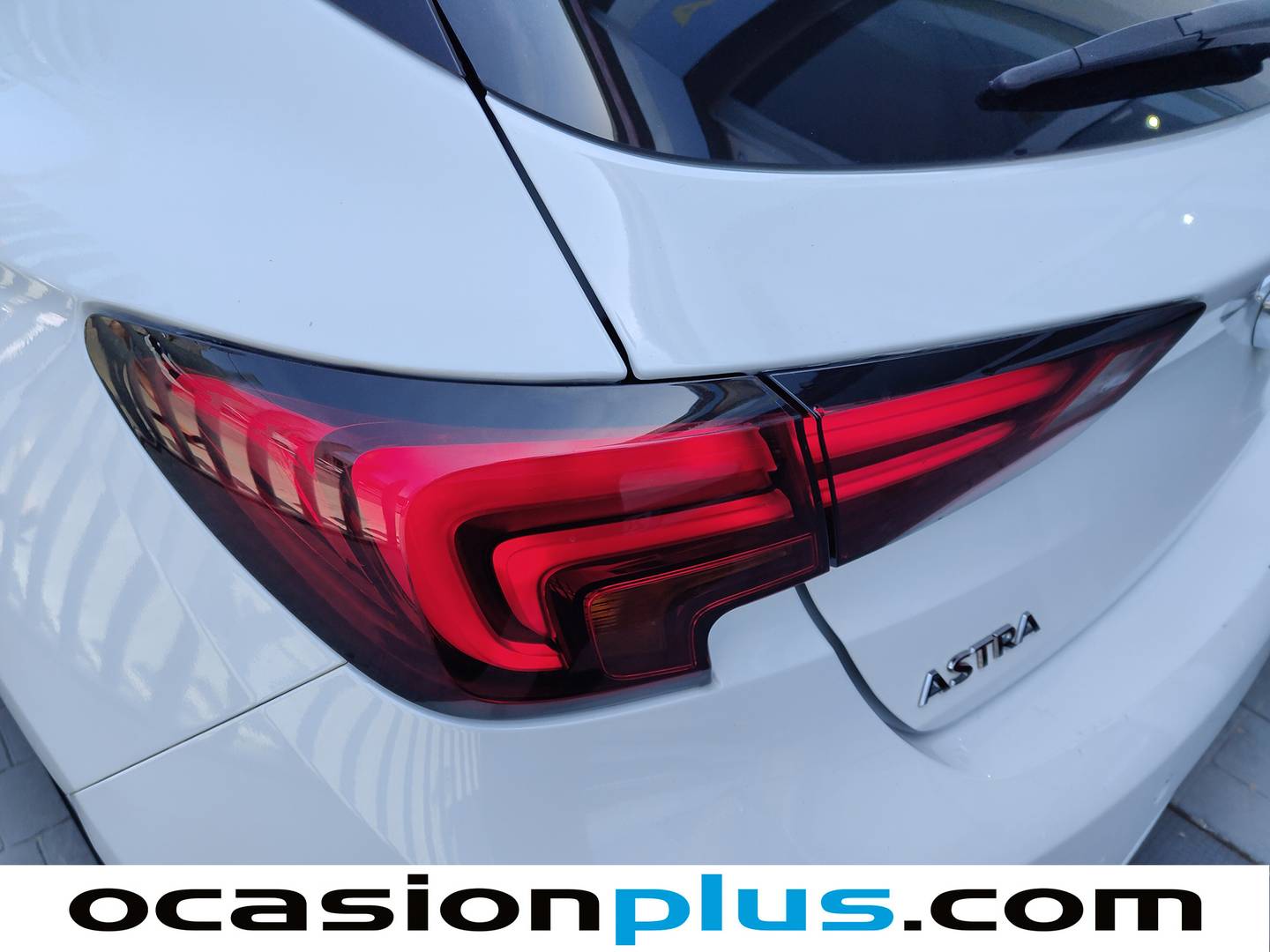 Equipamiento del Opel Astra Opel Astra 1.6 CDTi S&S Dynamic (160 CV)