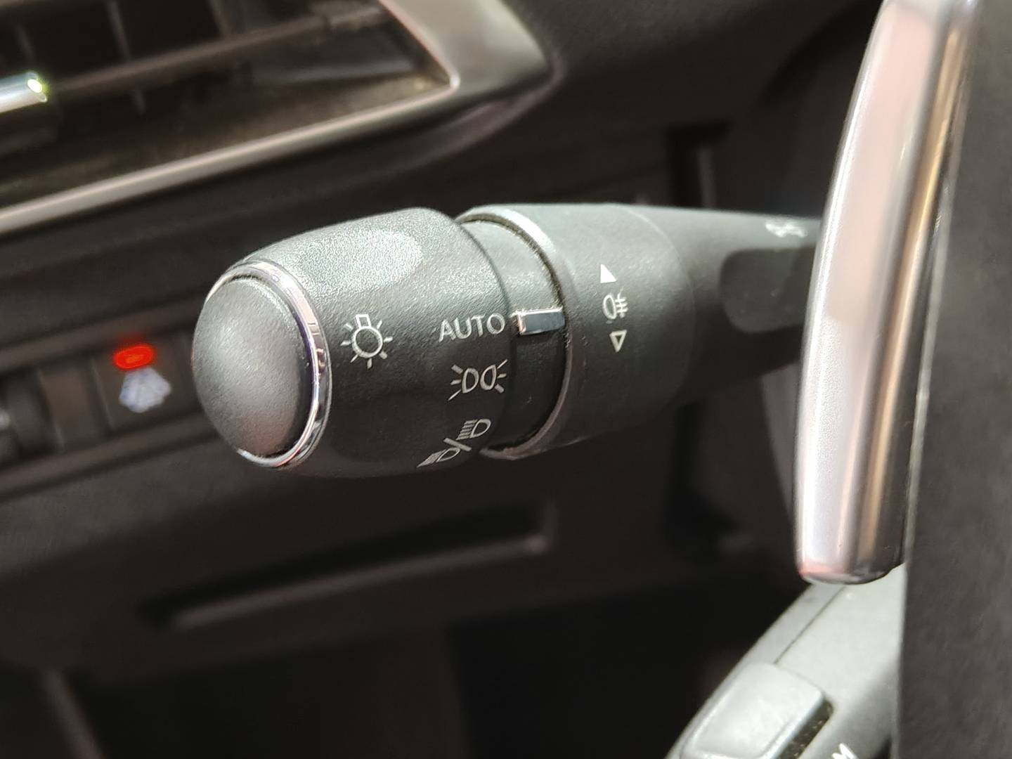 Peugeot 5008 Peugeot 5008 PureTech 130 S&S Allure EAT8 (130 CV) 7 Plazas al mejor precio