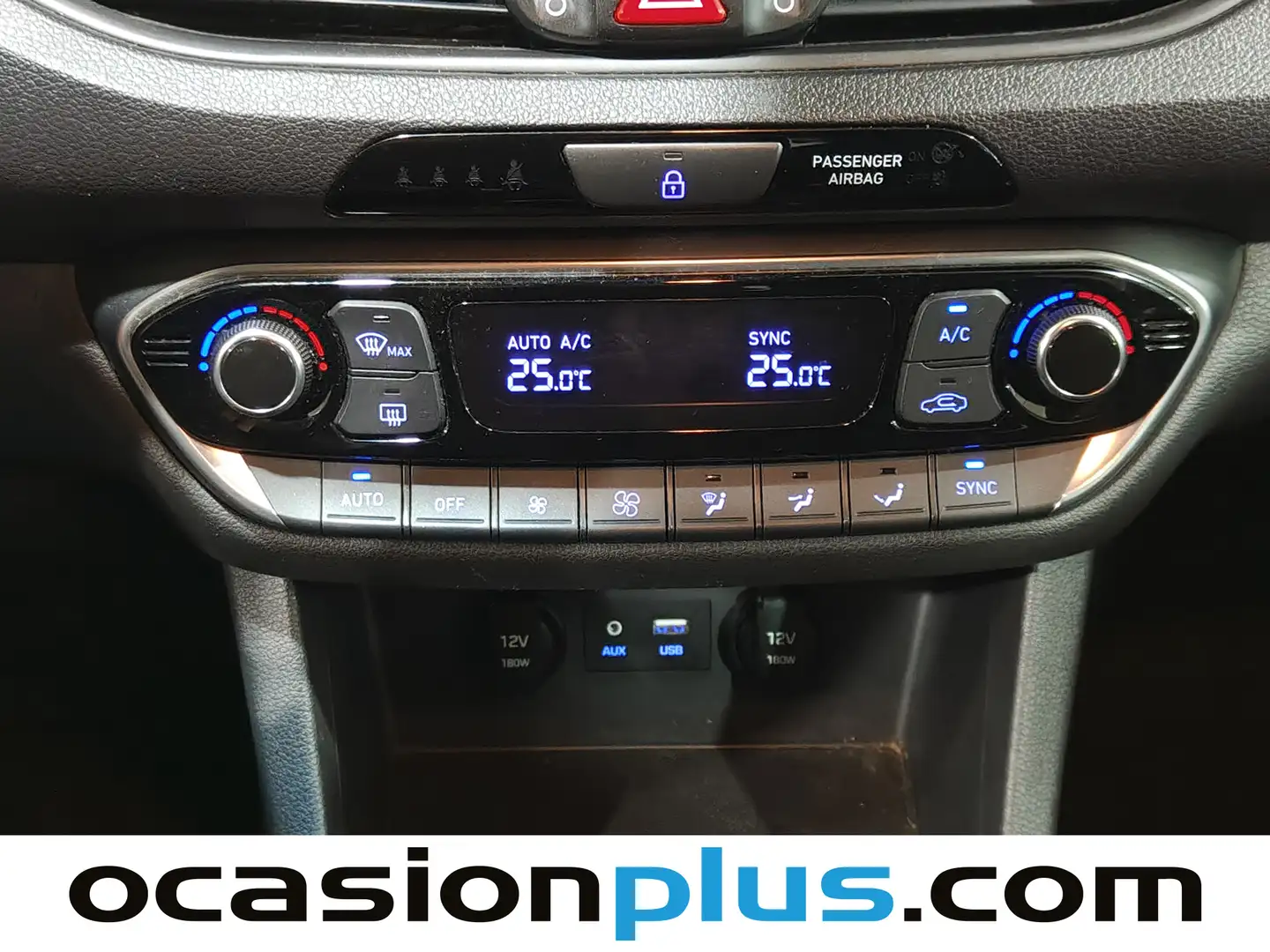 Foto Hyundai i30 Hyundai i30 1.0 TGDI Go! (120 CV)