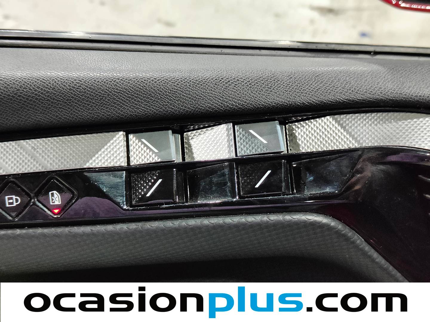 Foto DS DS 4 DS DS4 BlueHDi 130 Trocadero Auto (130 CV)