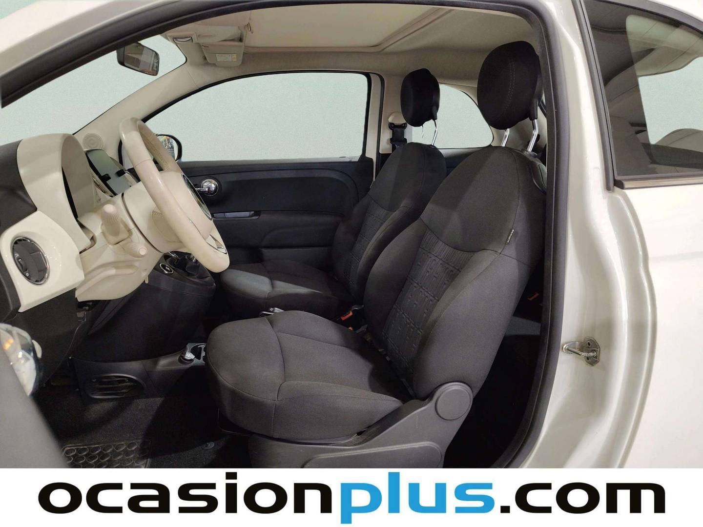 Foto asientos delanteros Fiat 500 Fiat 500 1.0 Hybrid Dolcevita (70 CV)