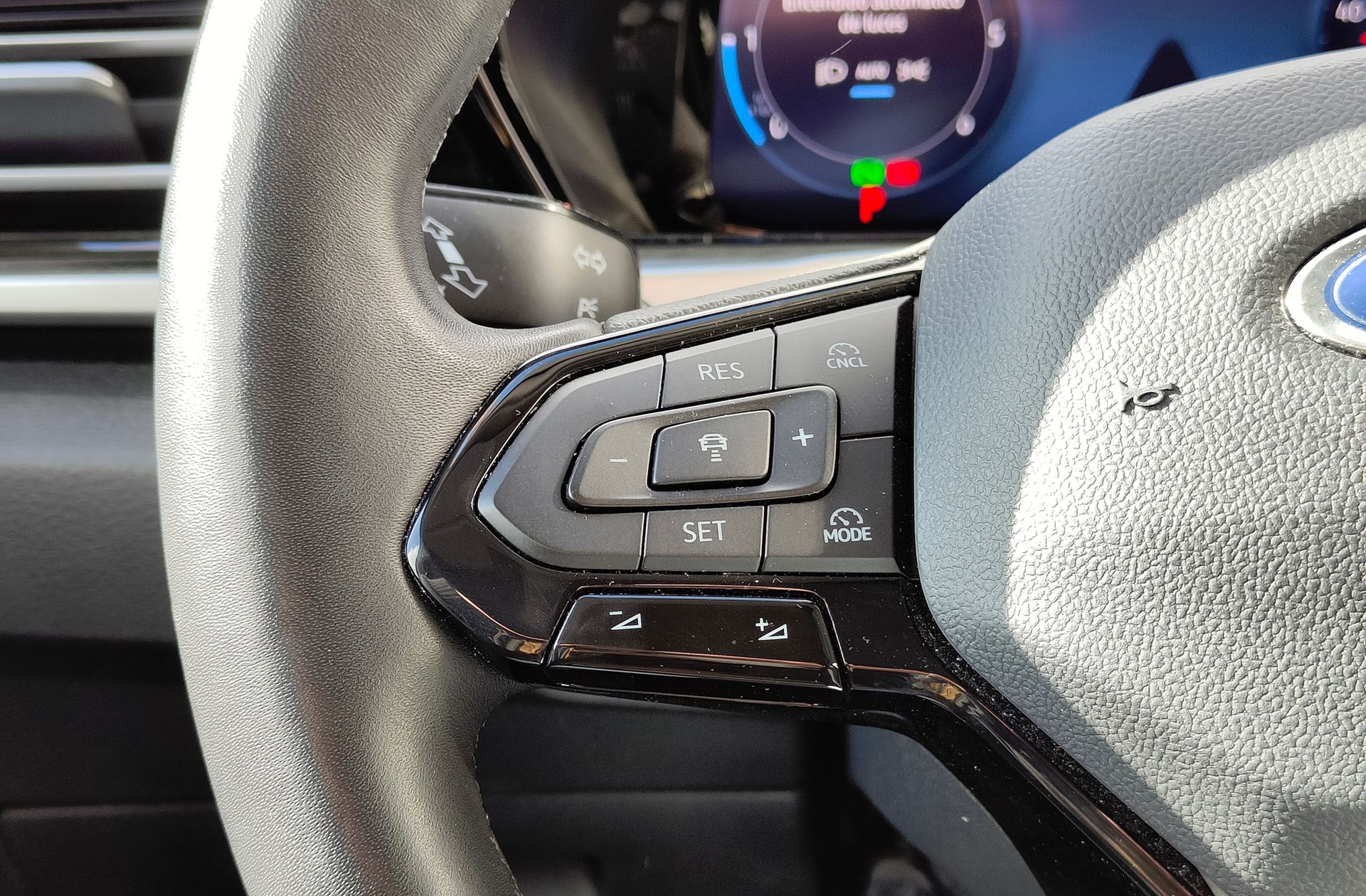 Ford Grand Tourneo Connect 2.0 EcoBlue Titanium 7 plazas - foto 26