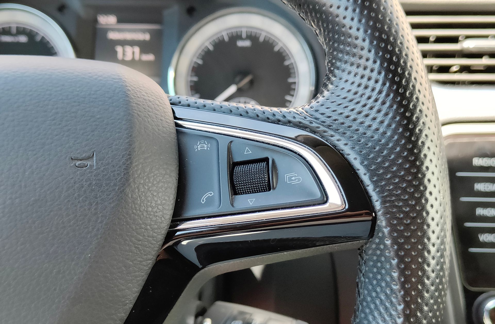 Škoda Octavia 1.4 TSI CNG Like - foto 30