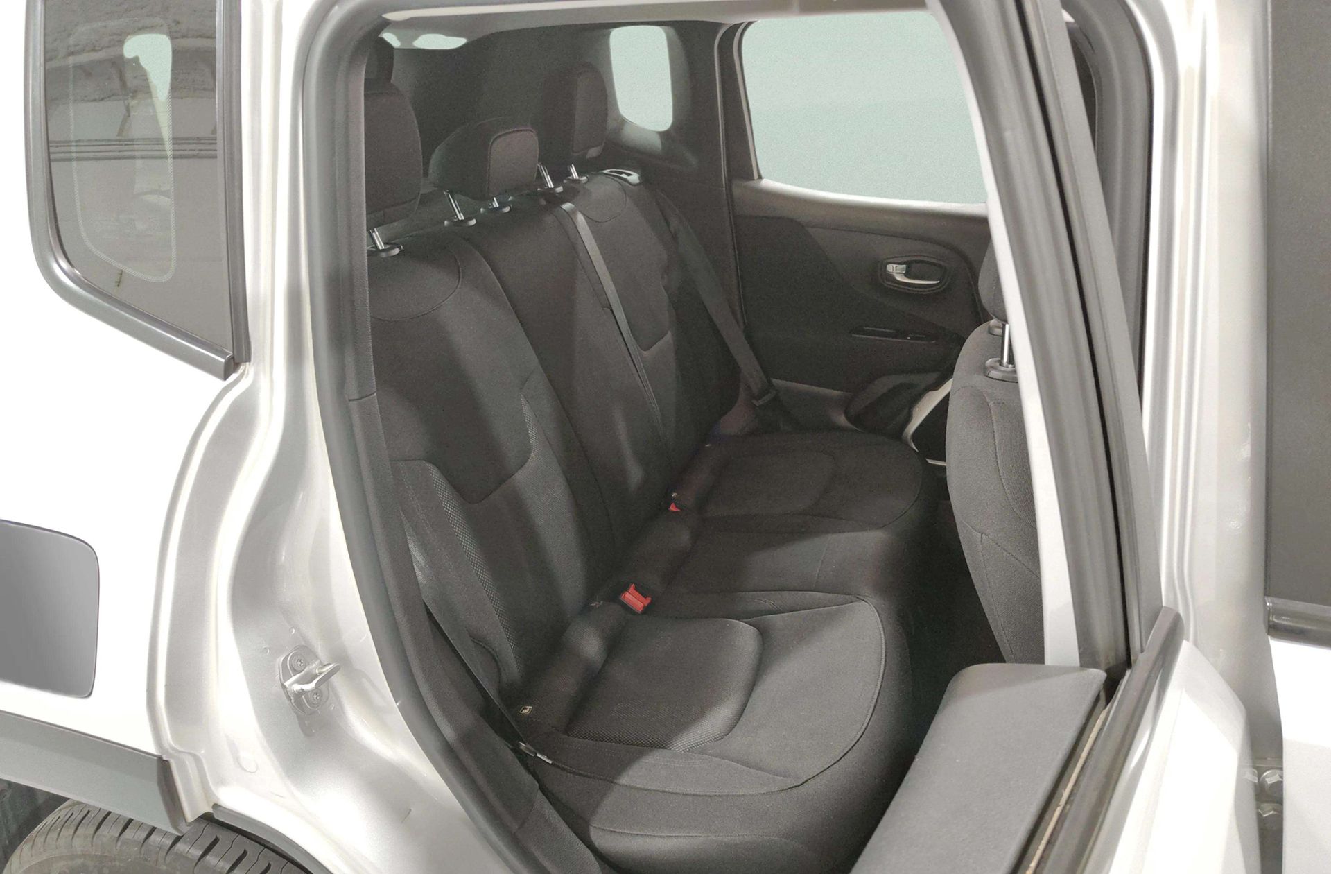 Jeep Renegade 1.6 MultiJet Longitude 4x2 Ddct E6 - foto 12