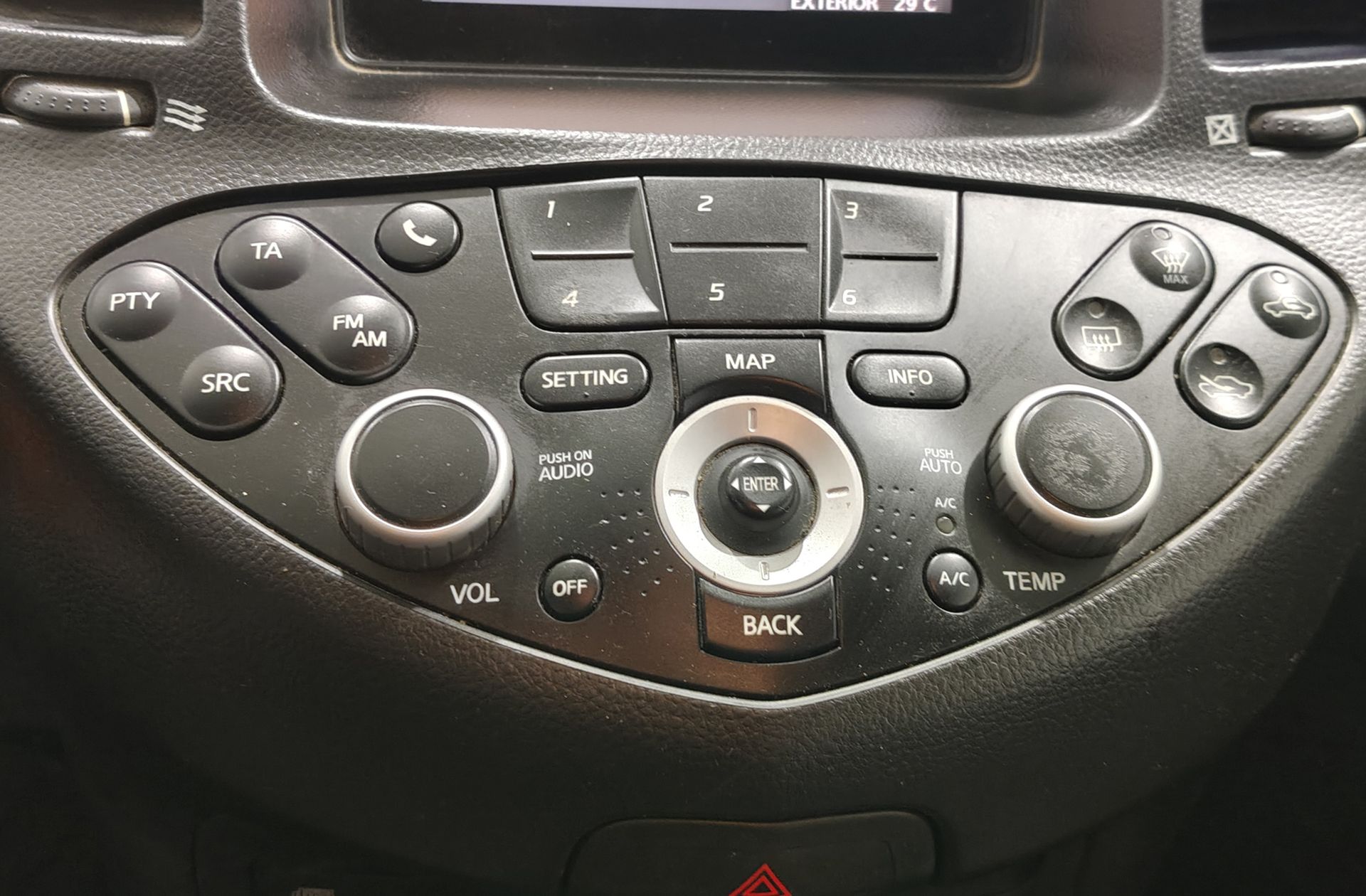 Nissan Primera 1.6 Visia - foto 22